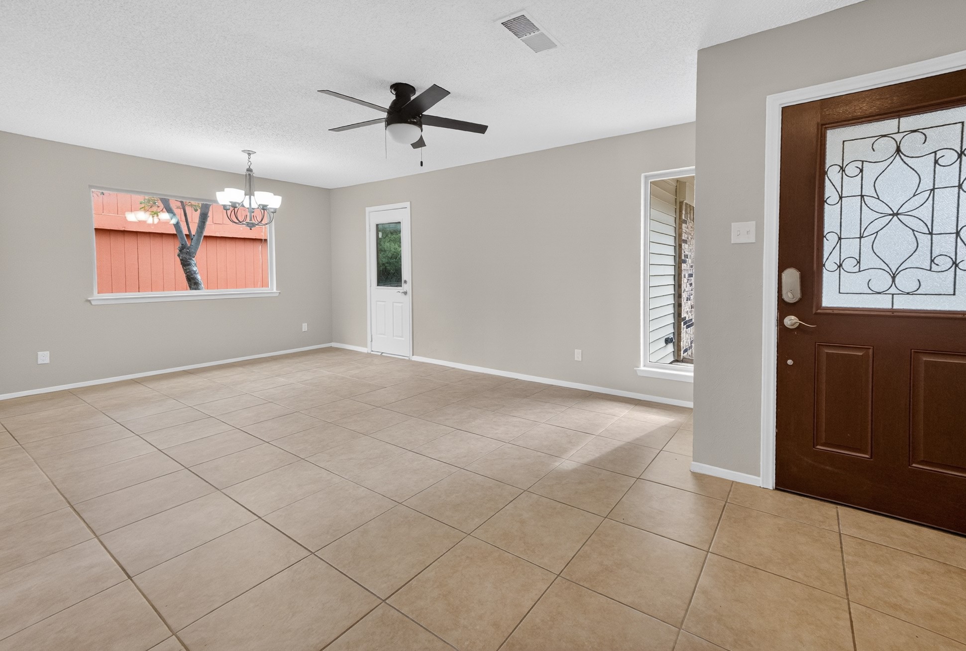 562 Kent Drive, Lewisville, TX, 75067