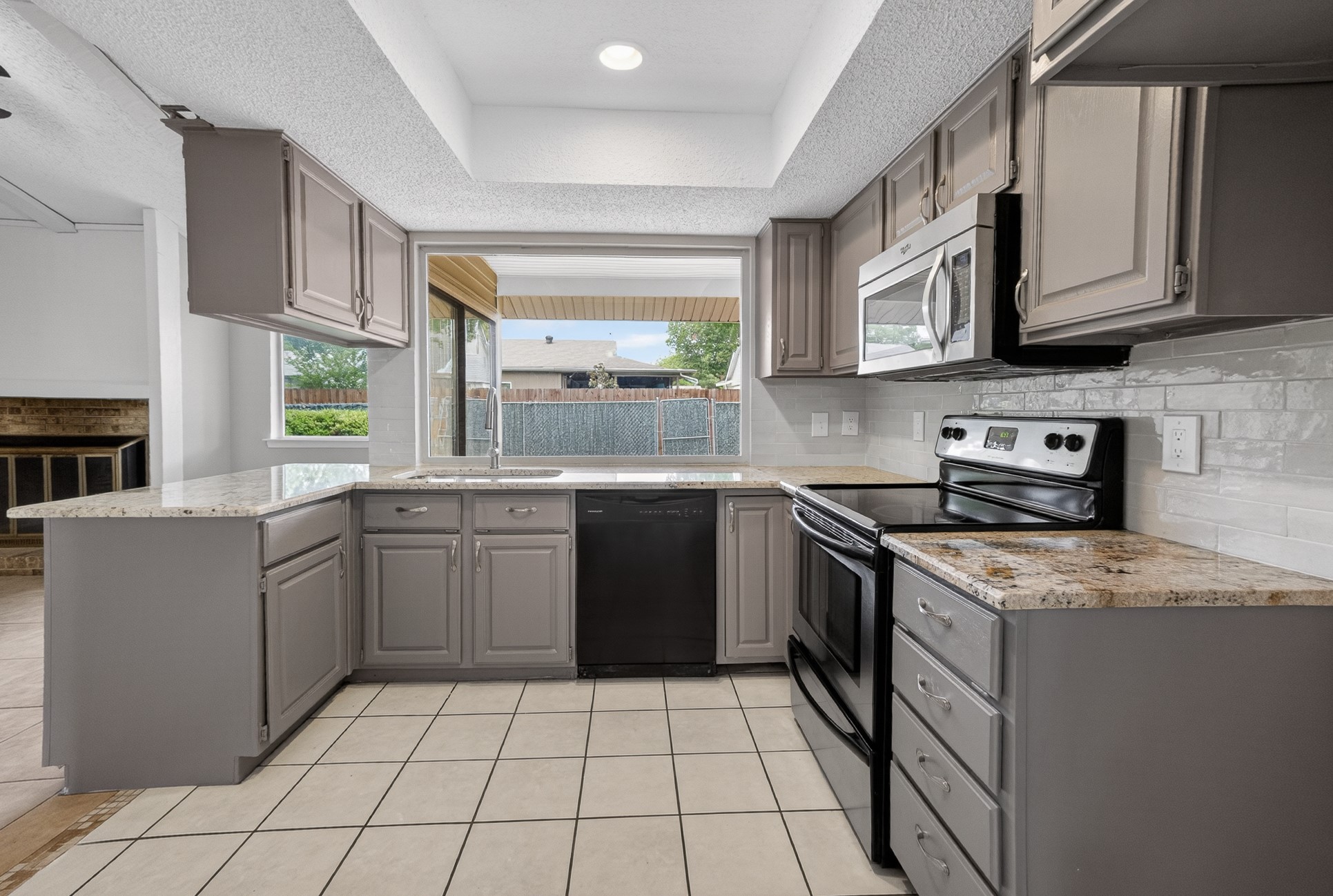 562 Kent Drive, Lewisville, TX, 75067