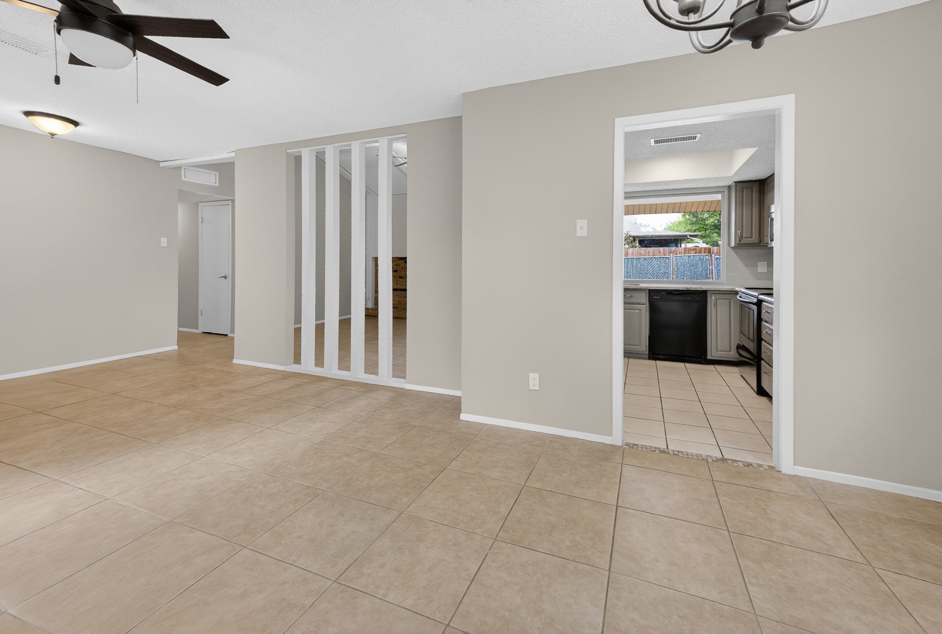 562 Kent Drive, Lewisville, TX, 75067