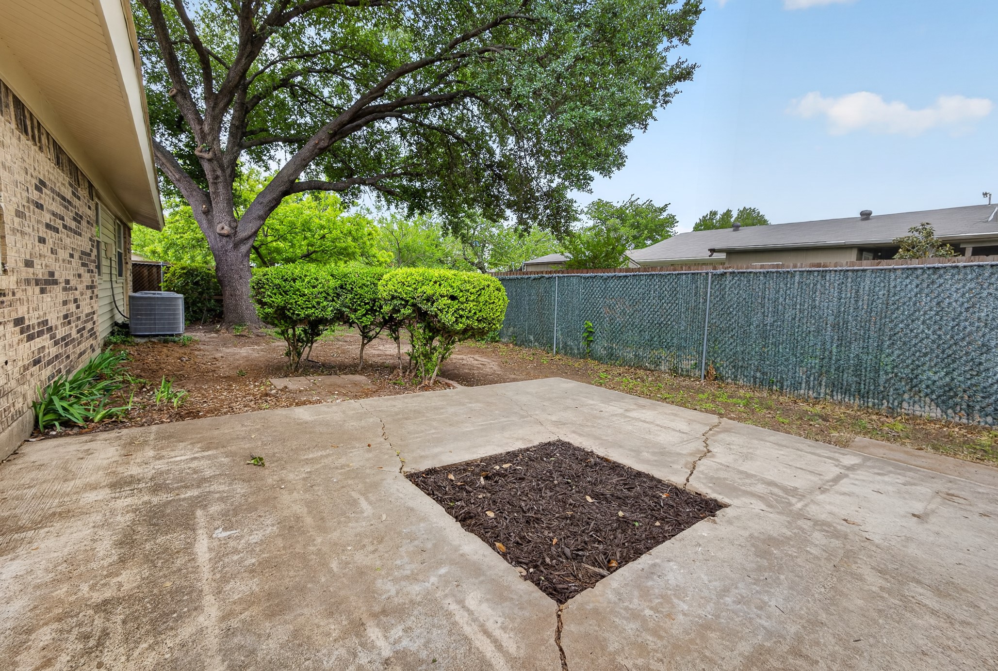 562 Kent Drive, Lewisville, TX, 75067