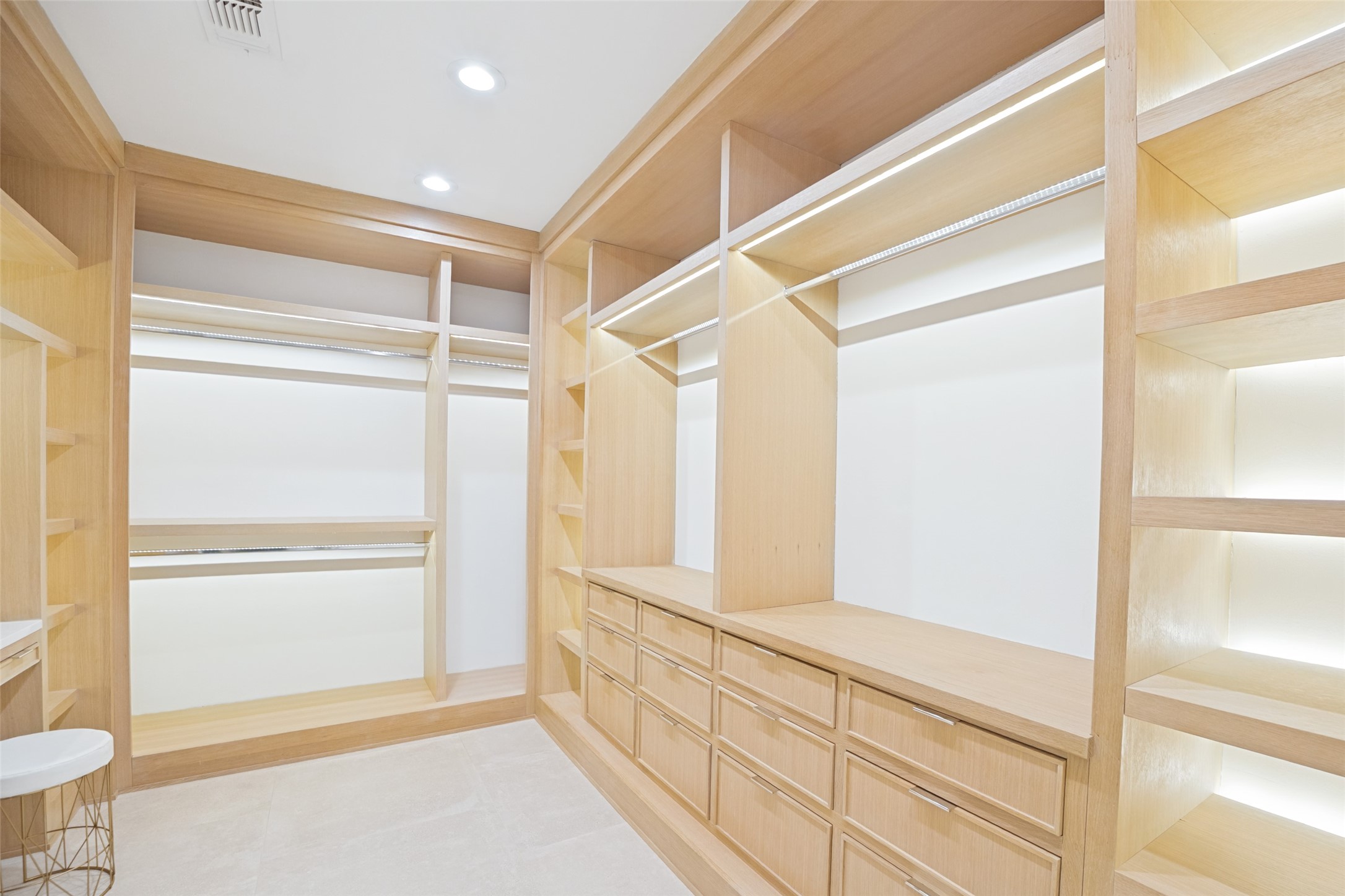 4325 Pomona Road, Dallas, TX, 75209