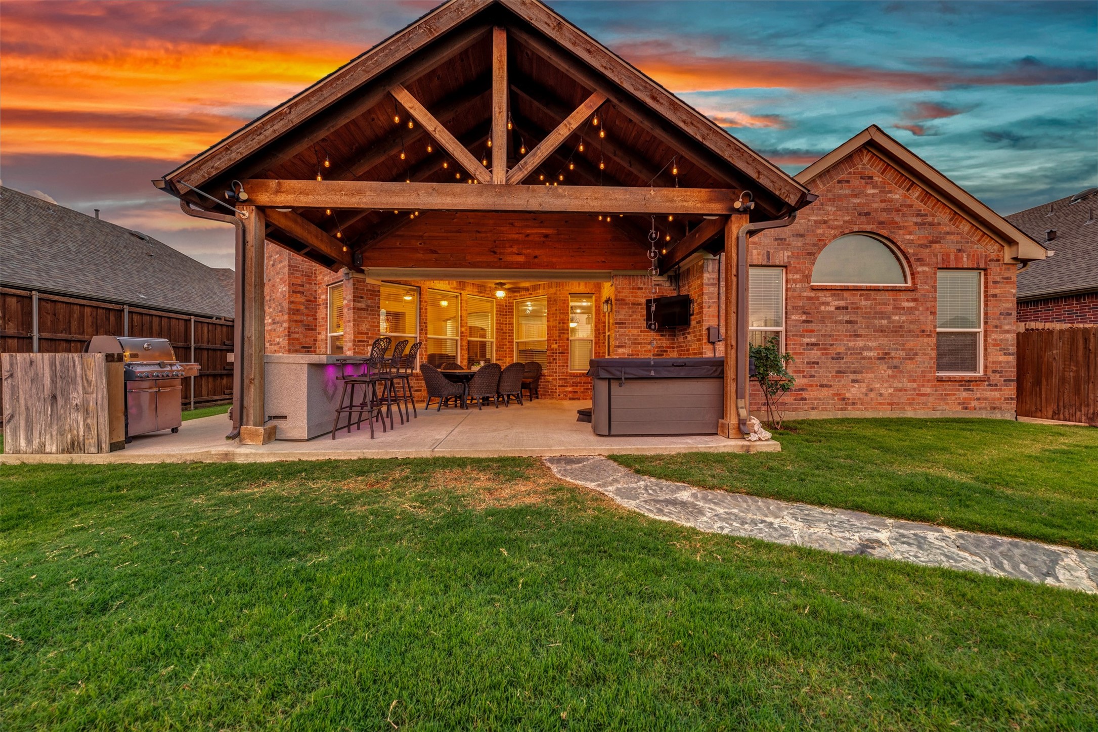 2524 Saddlehorn Drive, Little Elm, TX, 75068