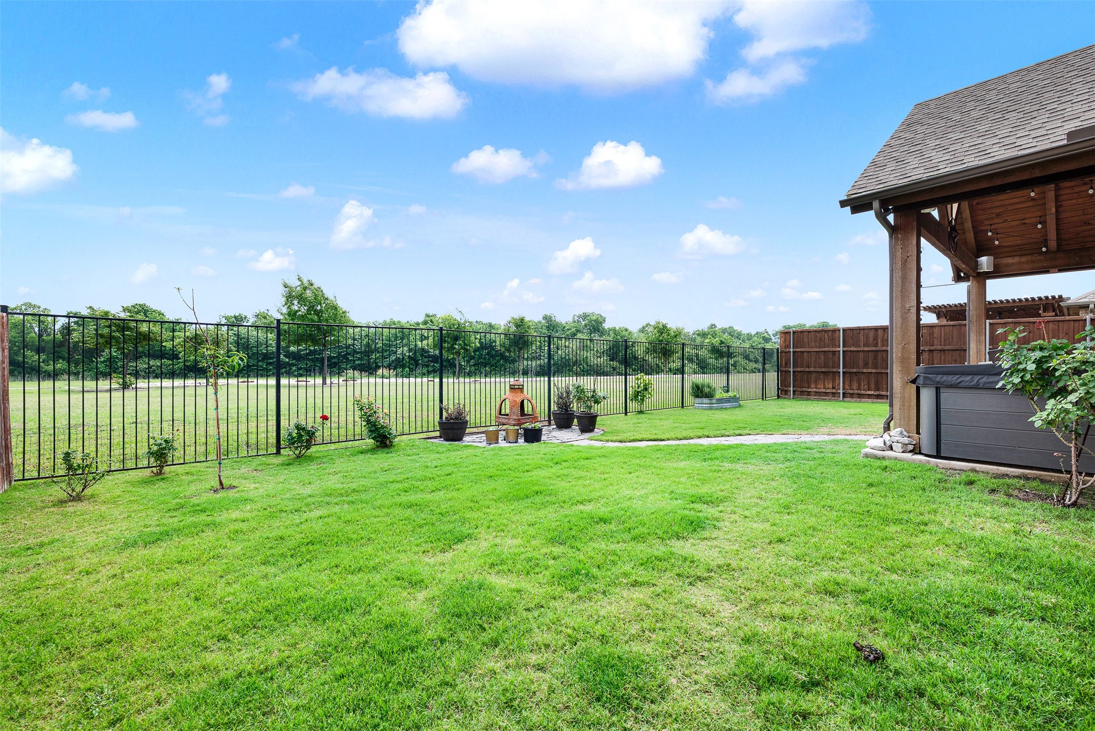 2524 Saddlehorn Drive, Little Elm, TX, 75068