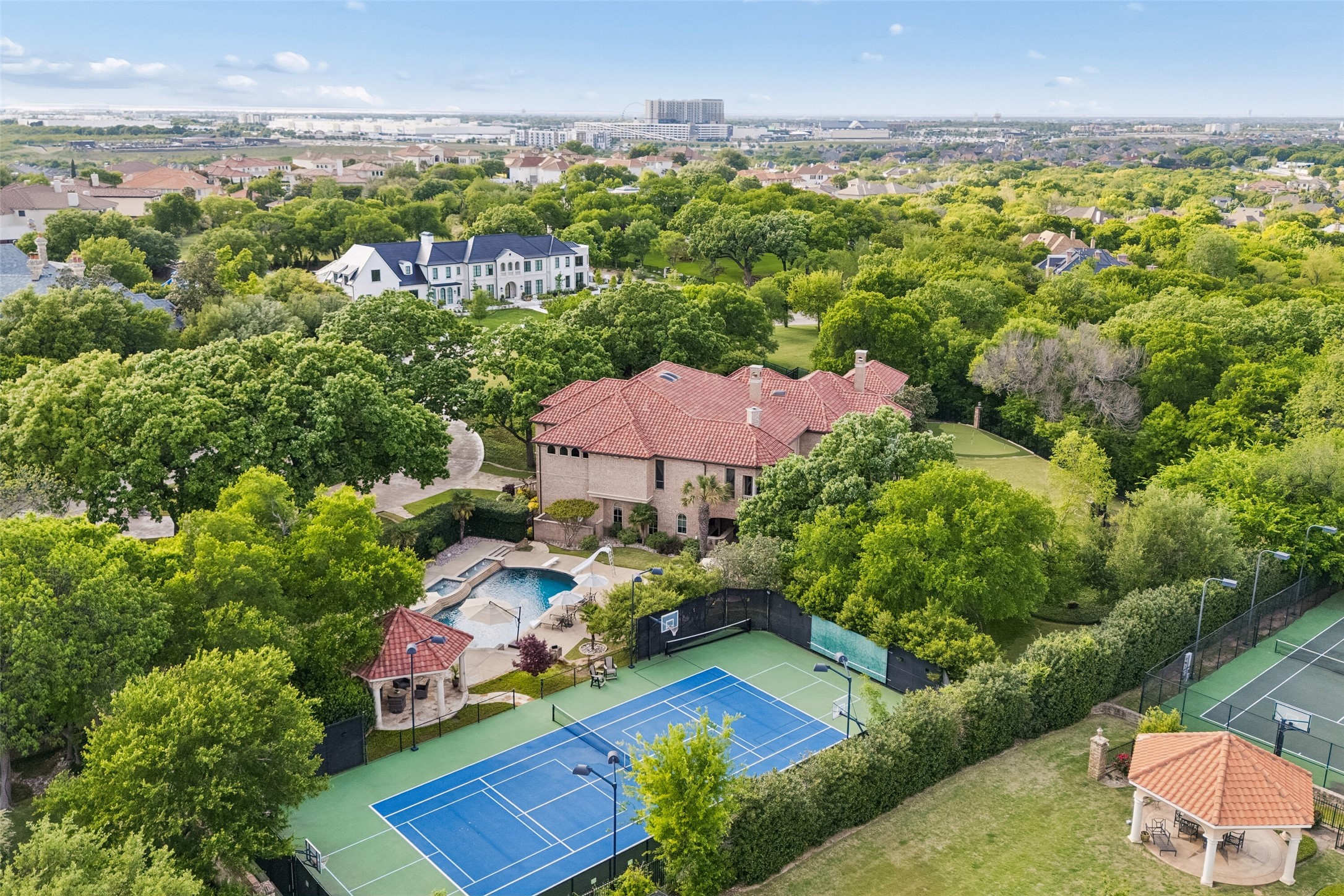 Property photo 01 of 6416 Old Gate Road, Plano, TX 75024 | MLS #21246764