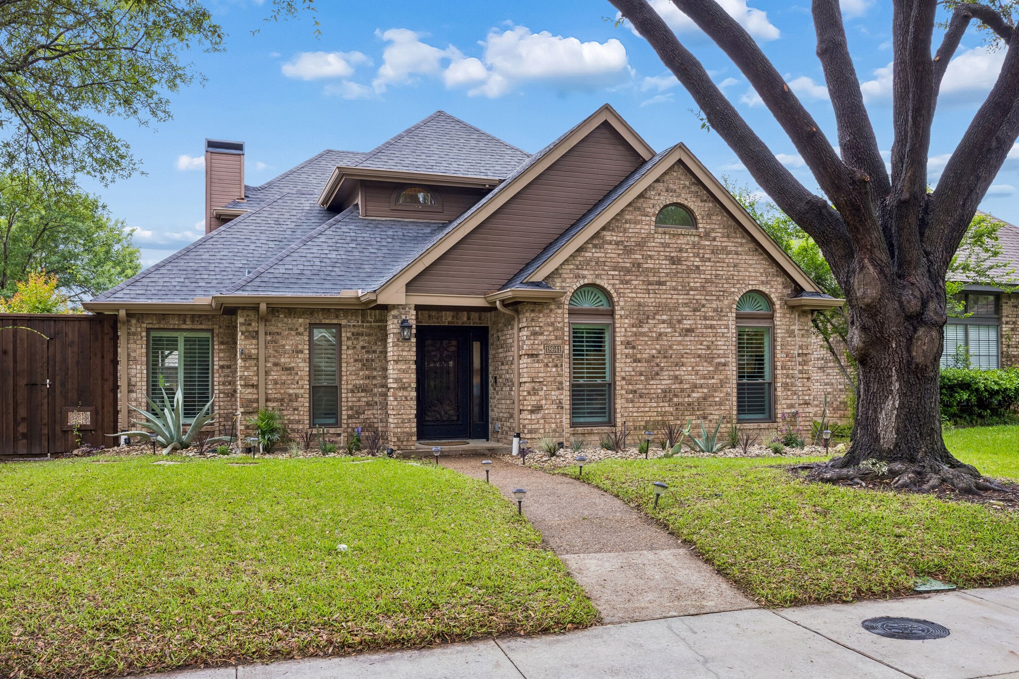 18641 Vista Del Sol, Dallas, TX, 75287