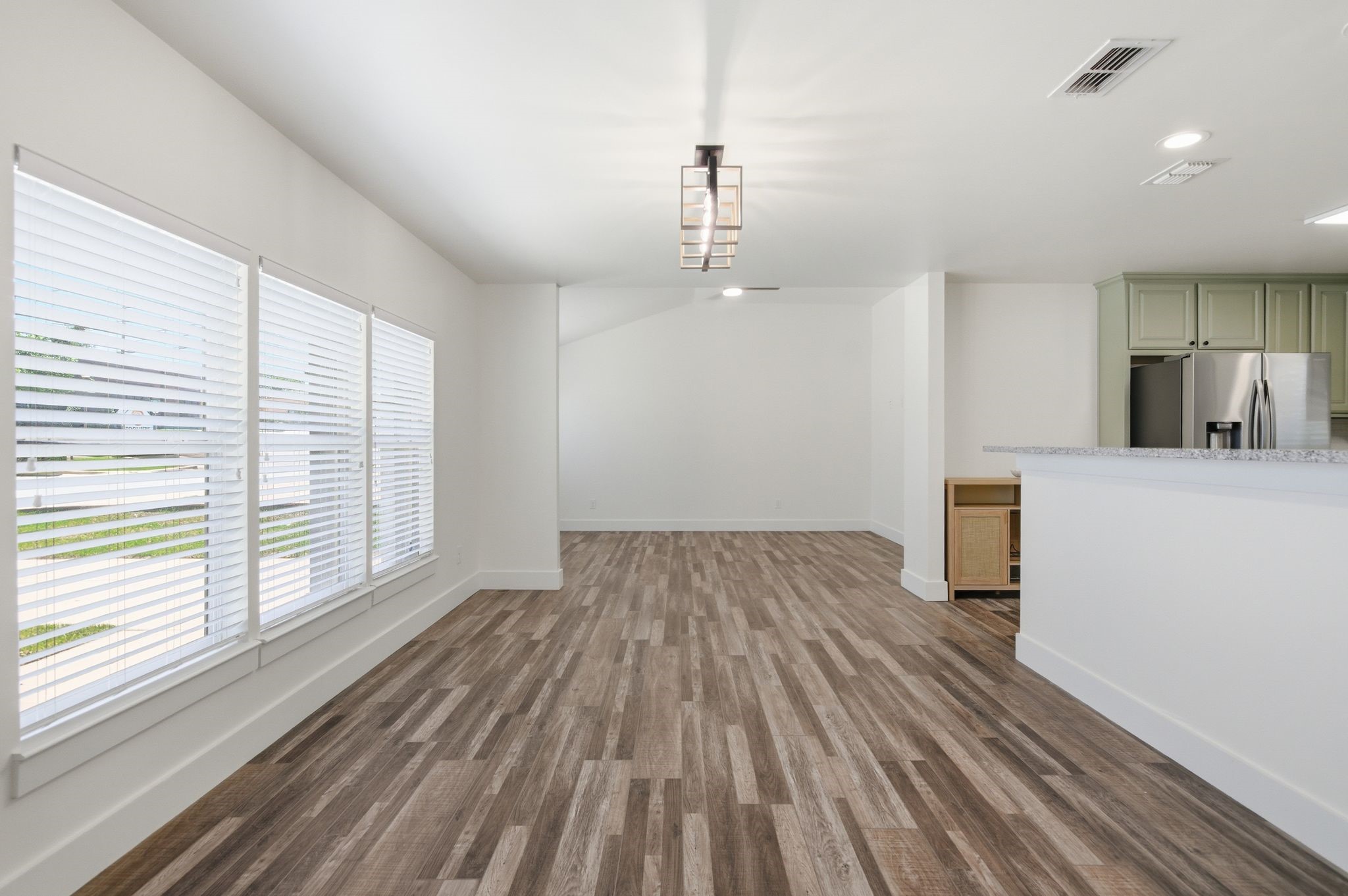105 Anderson Street, Burleson, TX, 76028