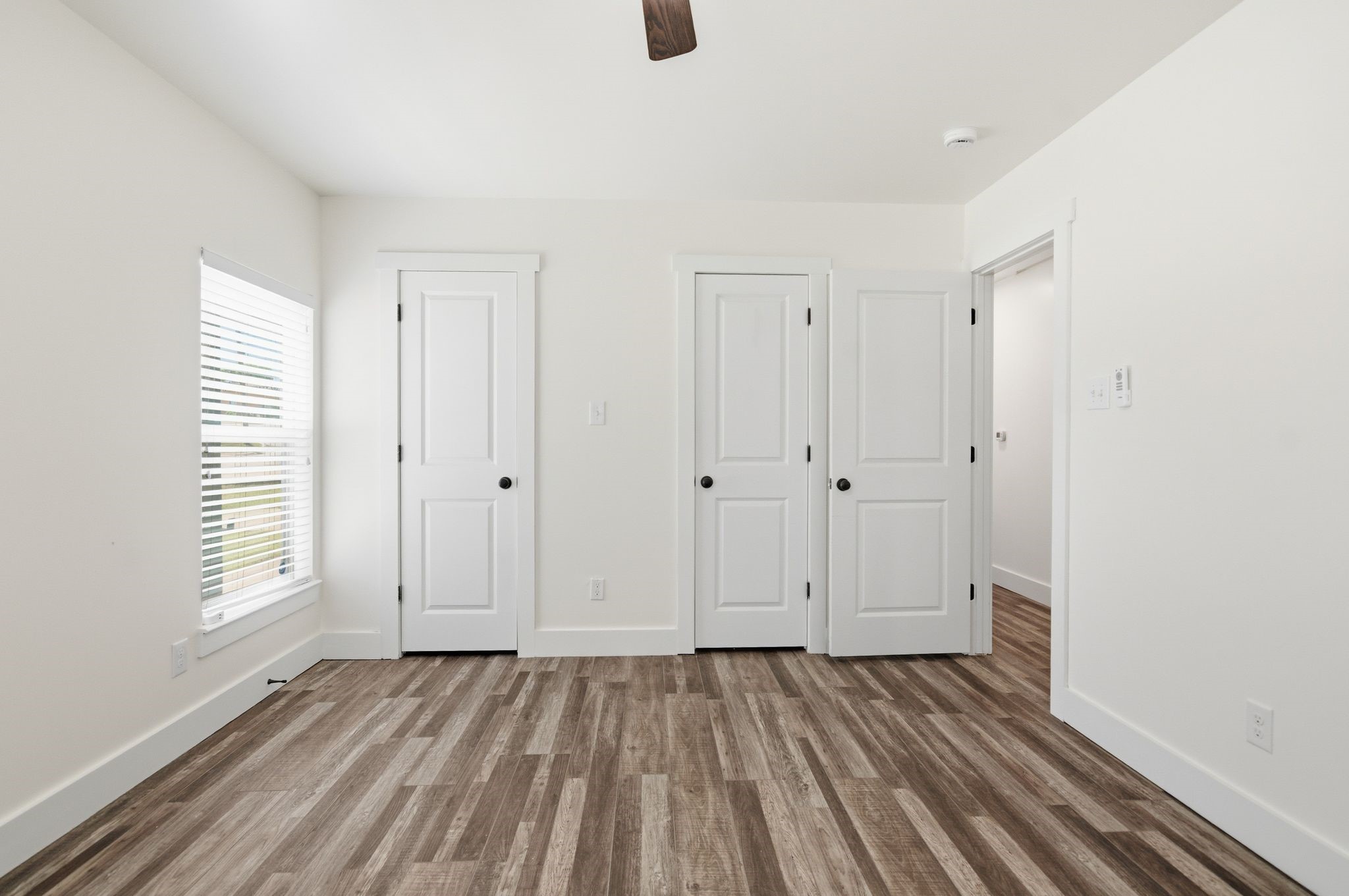 105 Anderson Street, Burleson, TX, 76028