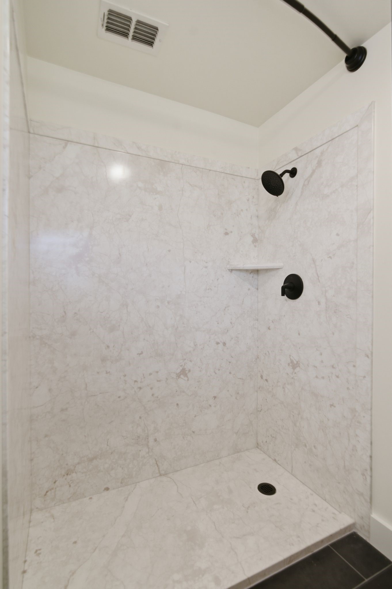 105 Anderson Street, Burleson, TX, 76028