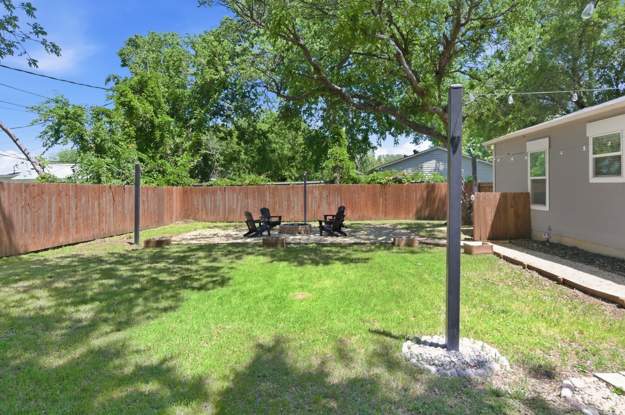 105 Anderson Street, Burleson, TX, 76028