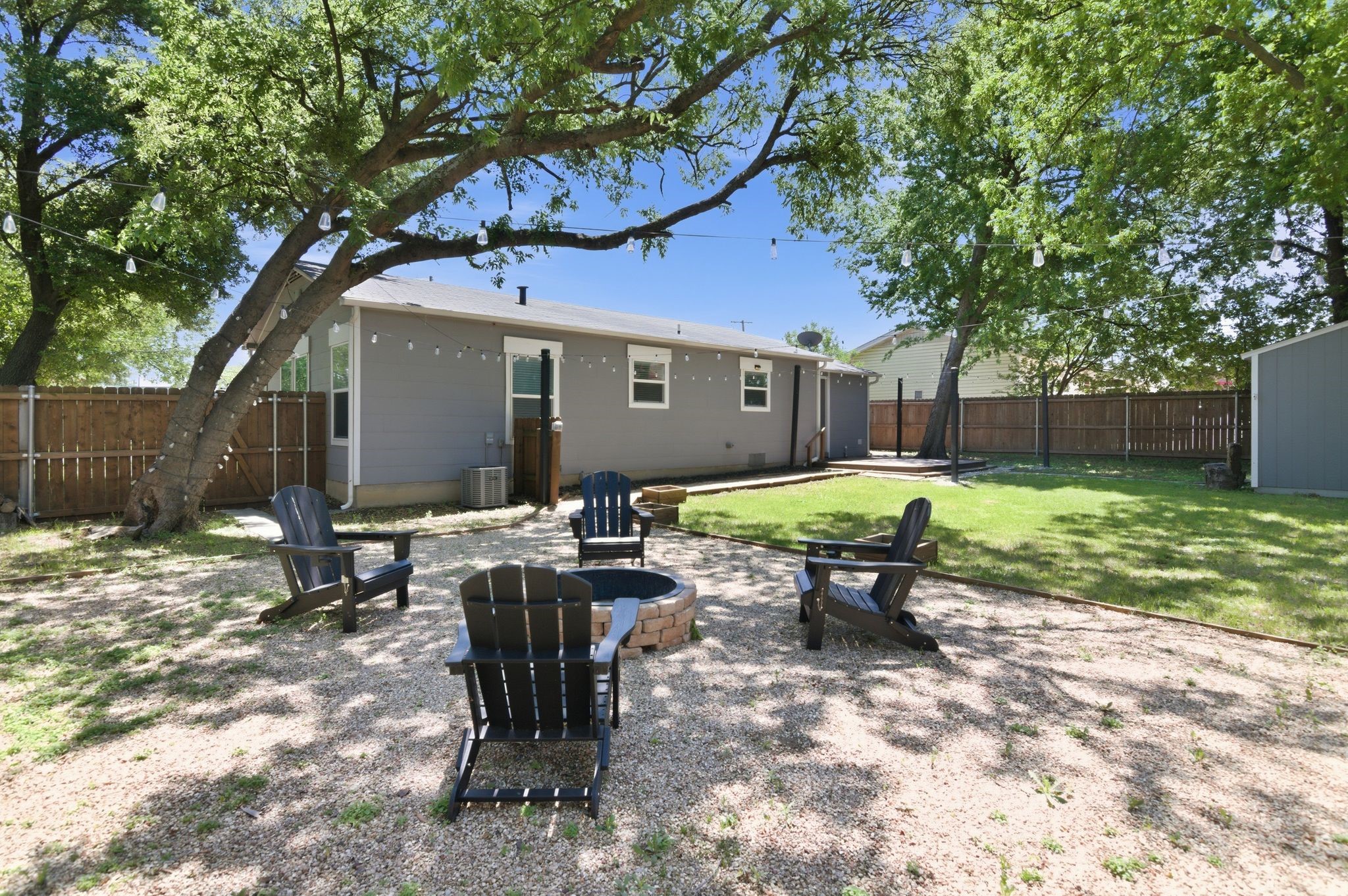105 Anderson Street, Burleson, TX, 76028
