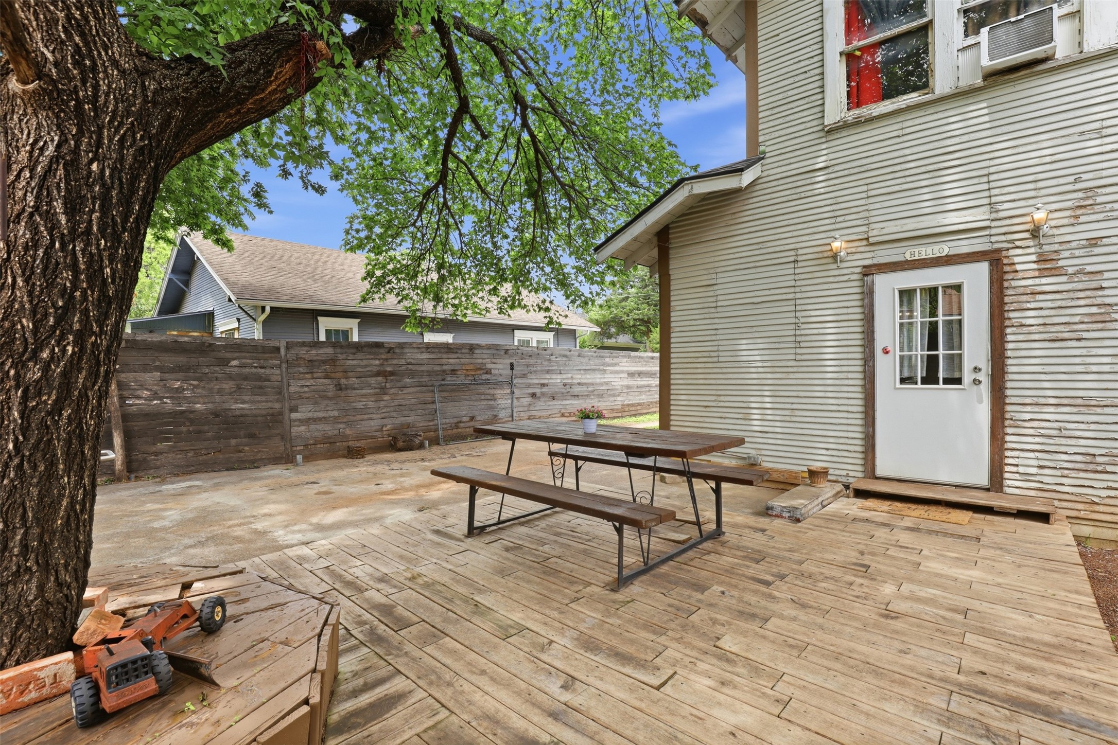 106 May Avenue, Cleburne, TX, 76031