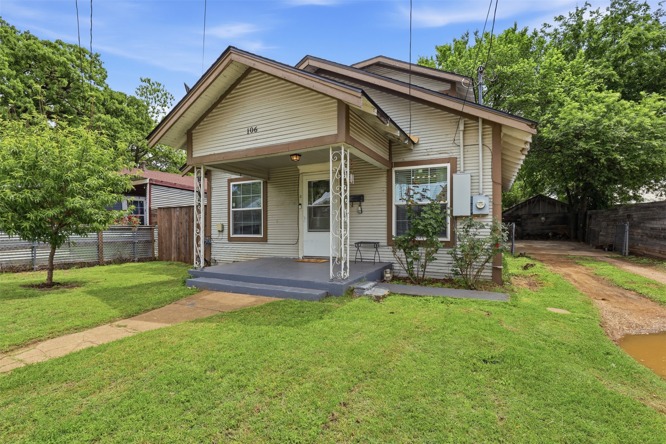 106 May Avenue, Cleburne, TX, 76031