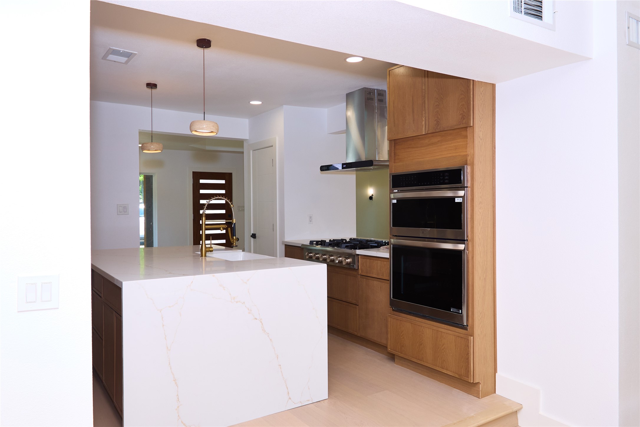 1521 El Campo Drive, Dallas, TX, 75218