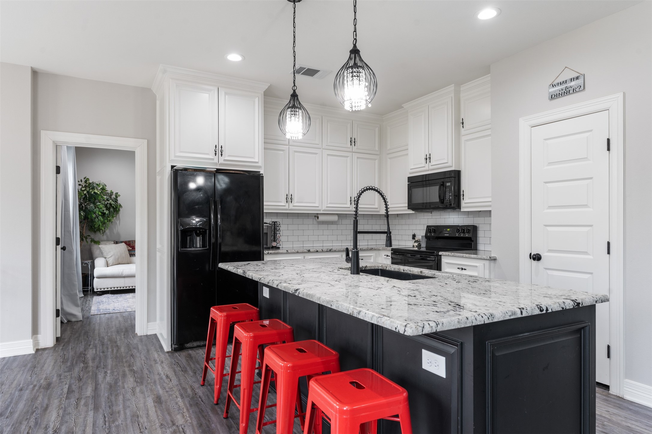 656 Calmwater Court, Mabank, TX, 75143