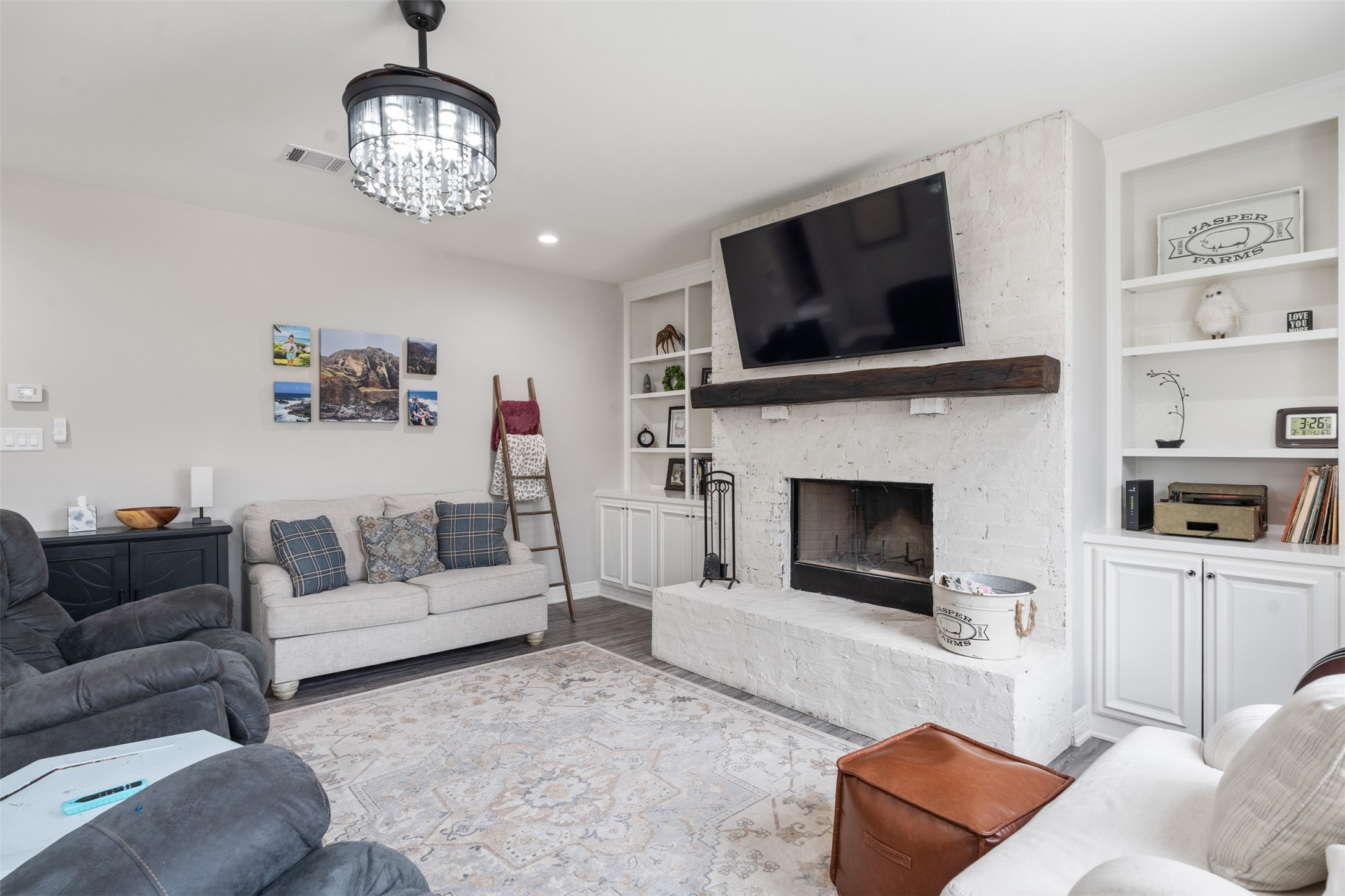 656 Calmwater Court, Mabank, TX, 75143