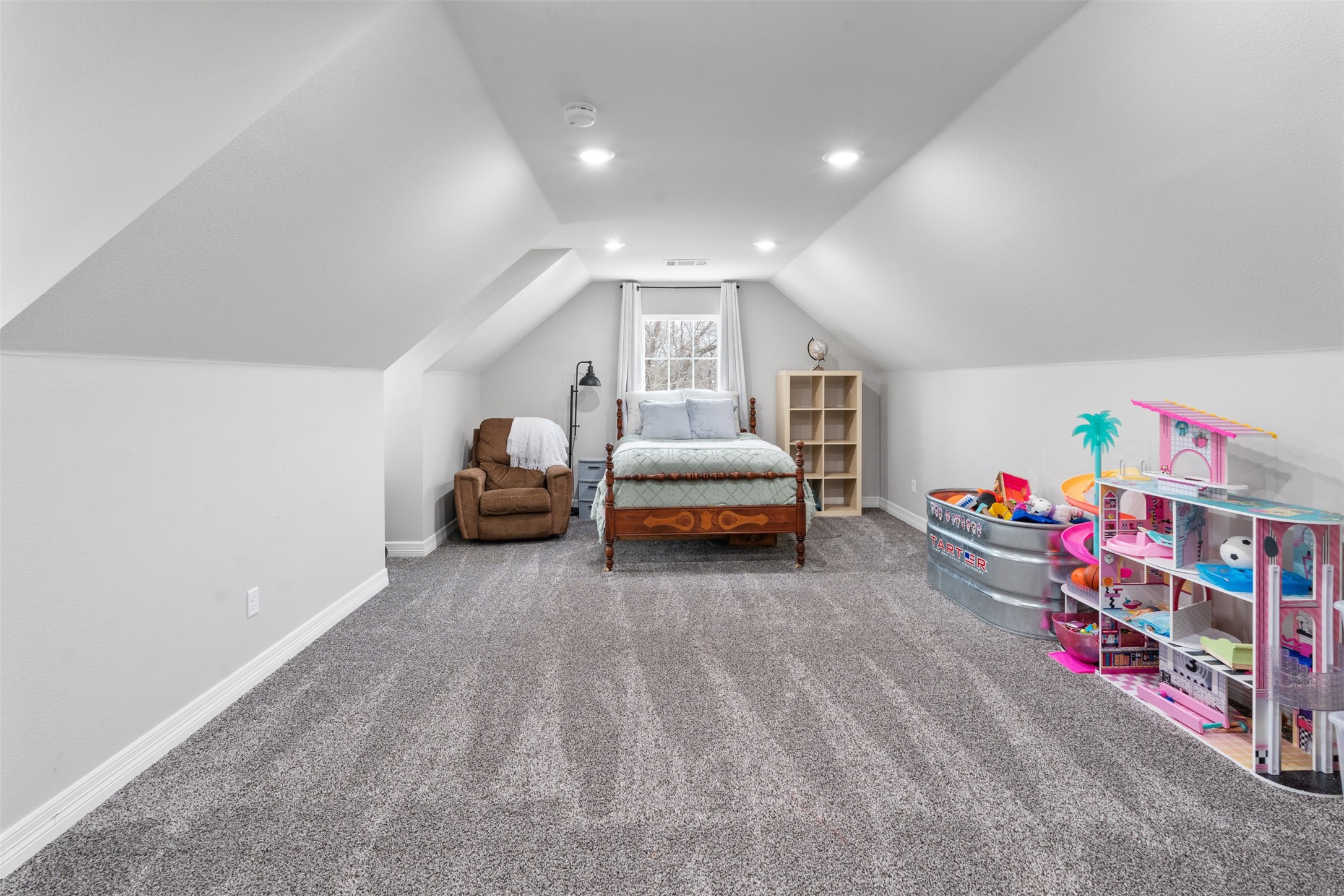 656 Calmwater Court, Mabank, TX, 75143