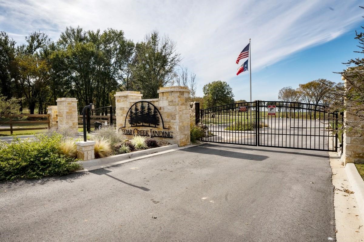 656 Calmwater Court, Mabank, TX, 75143
