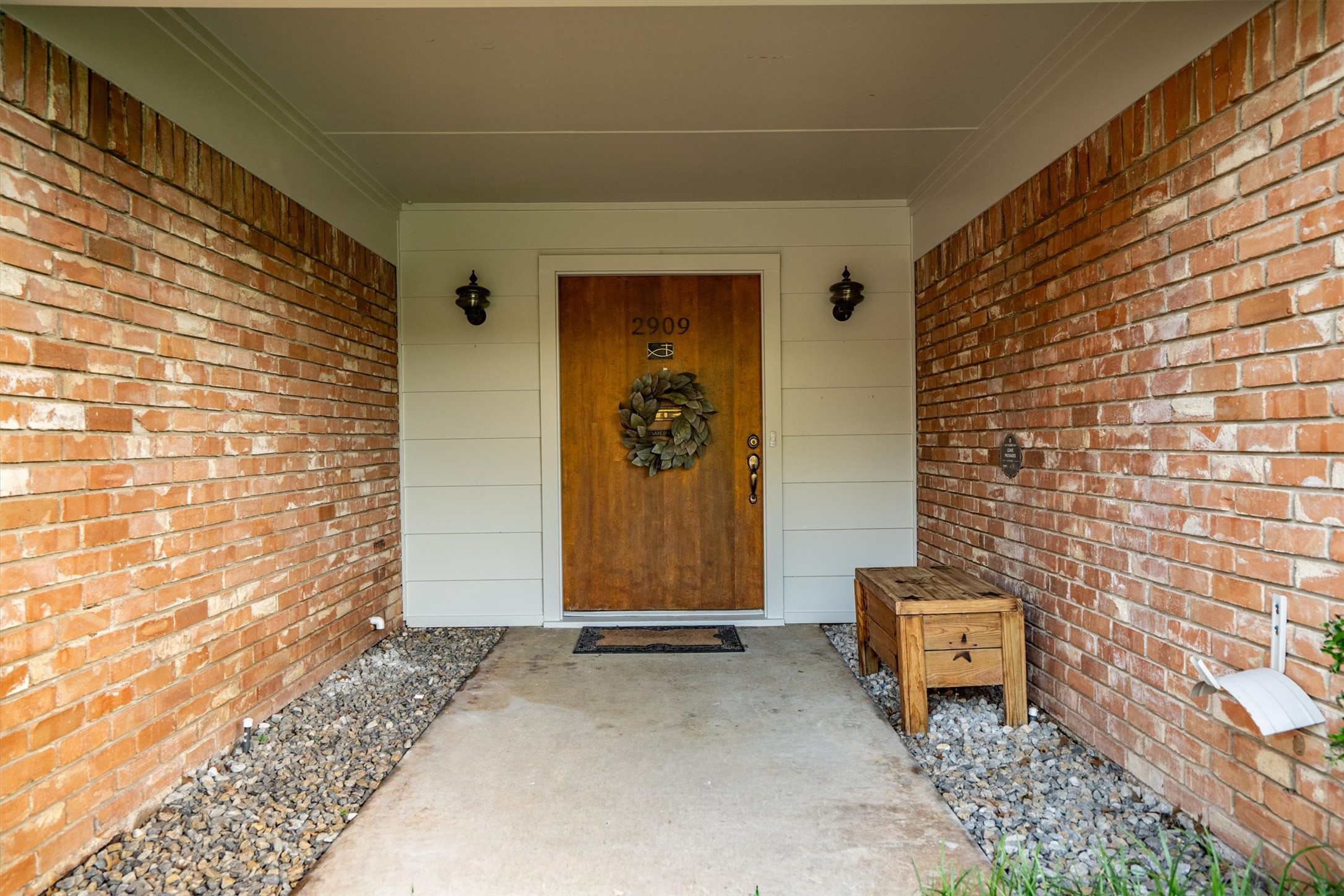 2909 Hillcrest Drive, Irving, TX, 75062