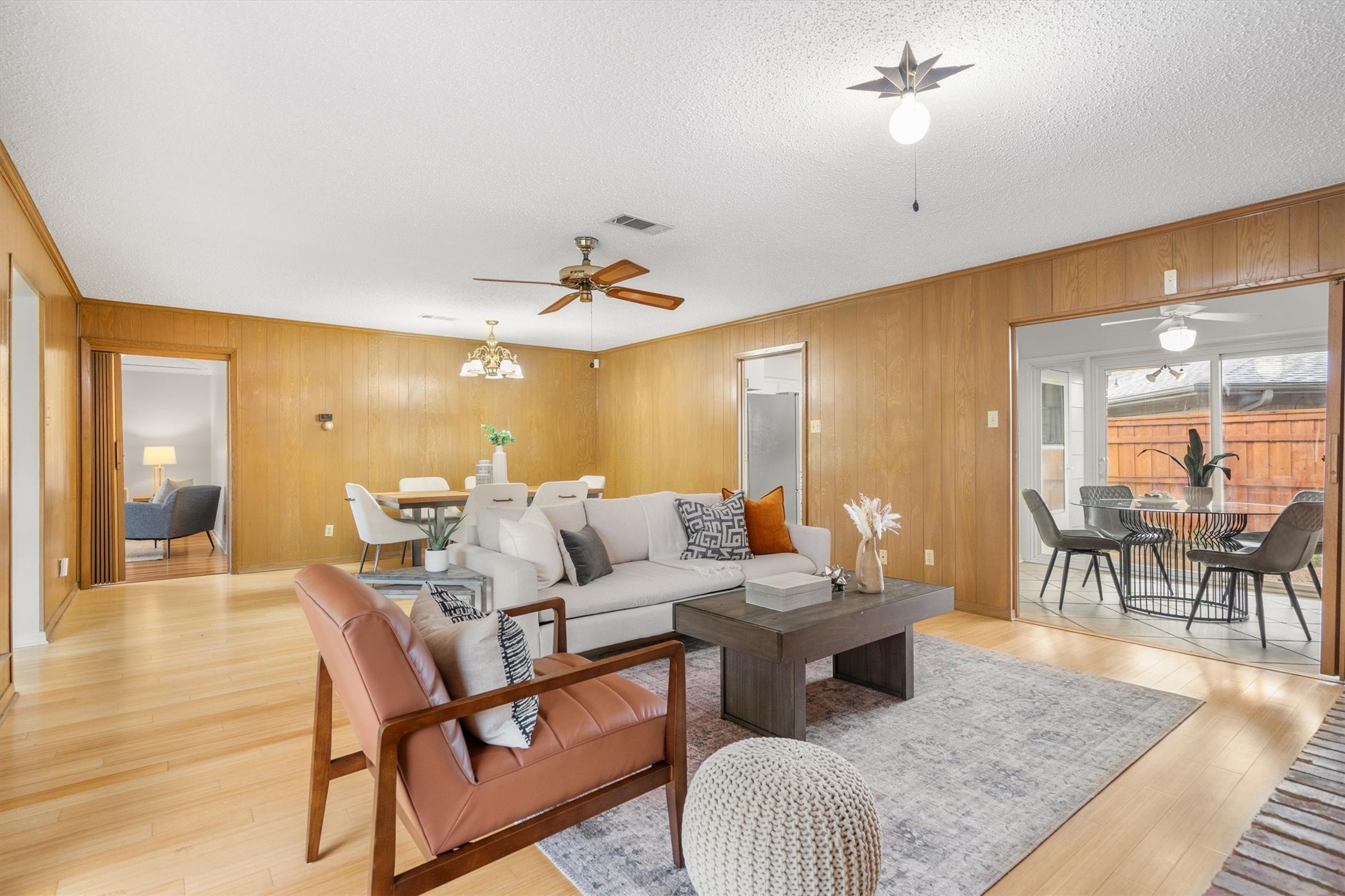 2909 Hillcrest Drive, Irving, TX, 75062