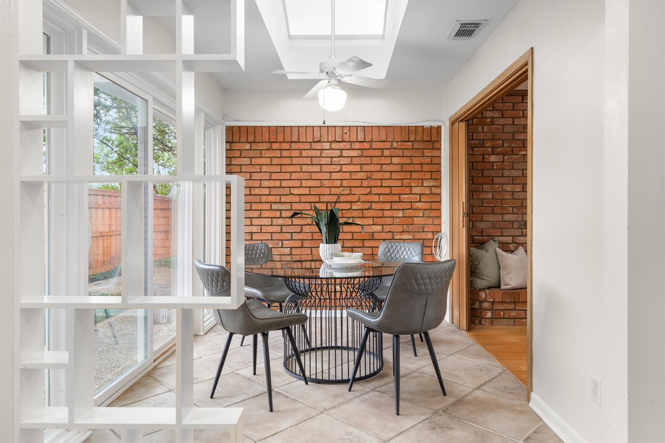 2909 Hillcrest Drive, Irving, TX, 75062