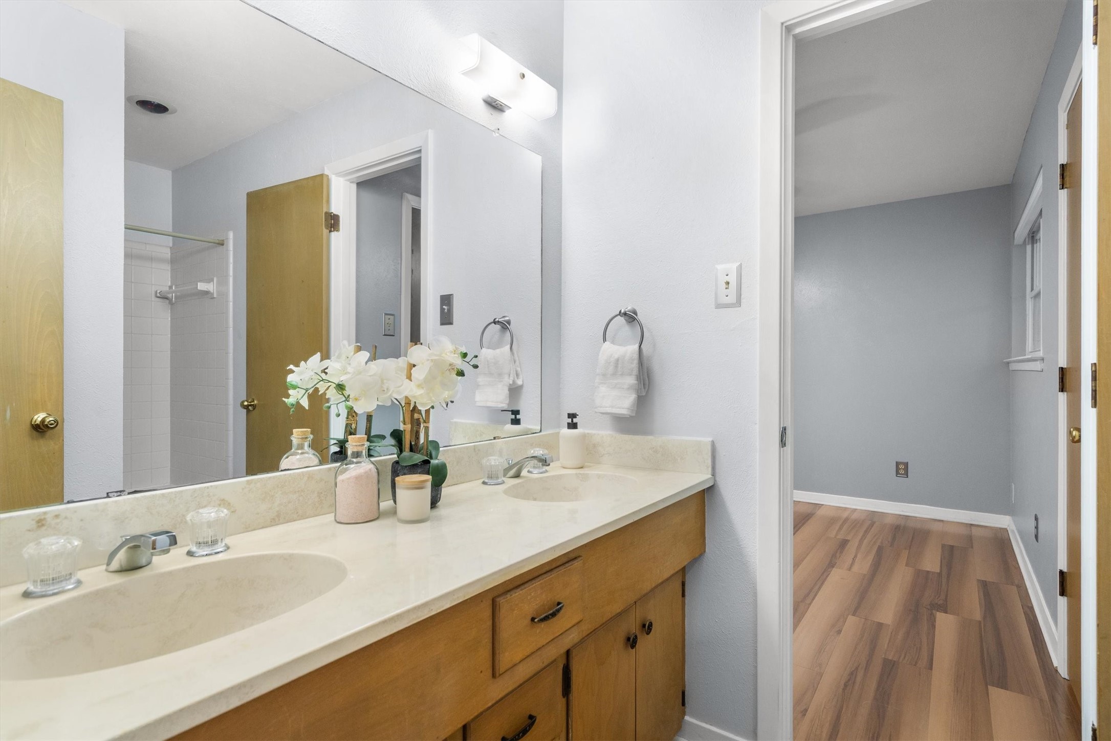 2909 Hillcrest Drive, Irving, TX, 75062