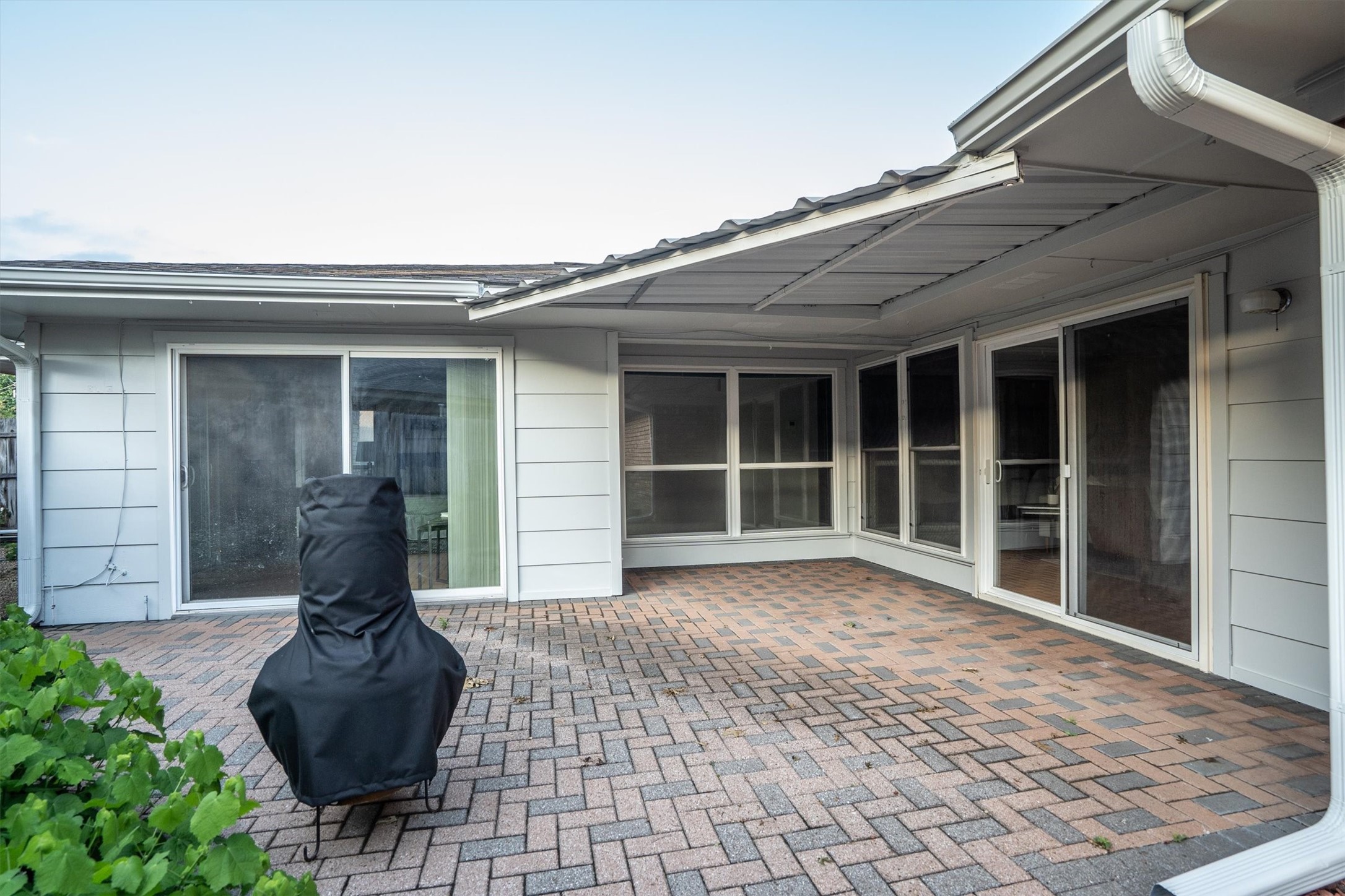 2909 Hillcrest Drive, Irving, TX, 75062