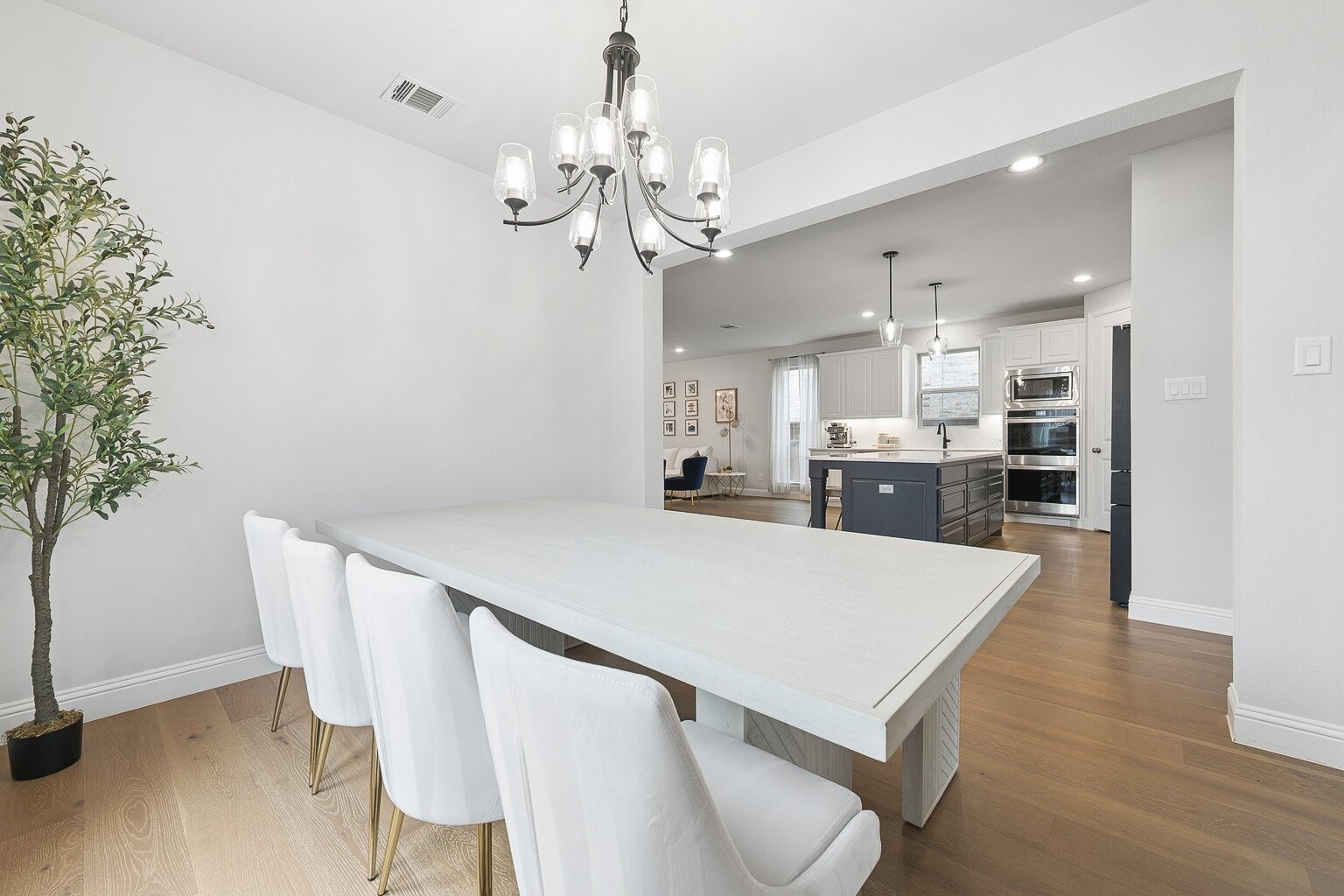 8471 Colburn, The Colony, TX, 75056