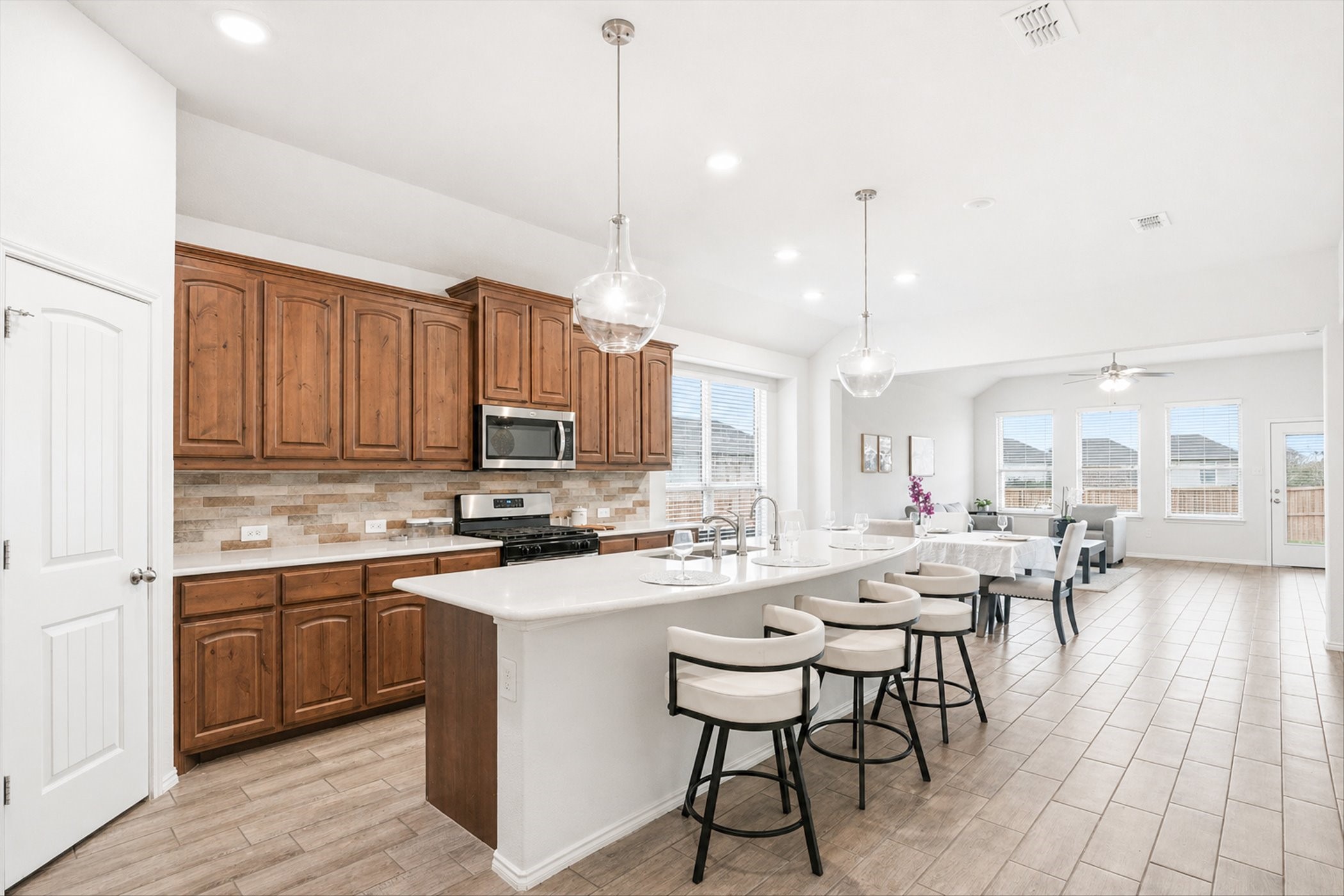 Property photo 02 of 3946 Bison Lane, Crandall, TX 75114 | MLS #21247467