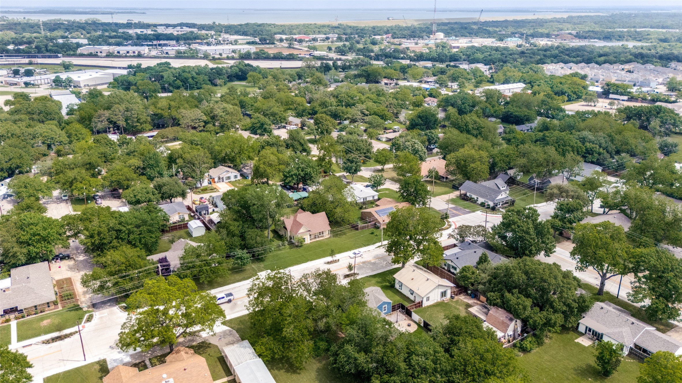 220 W College Street, Lewisville, TX, 75057