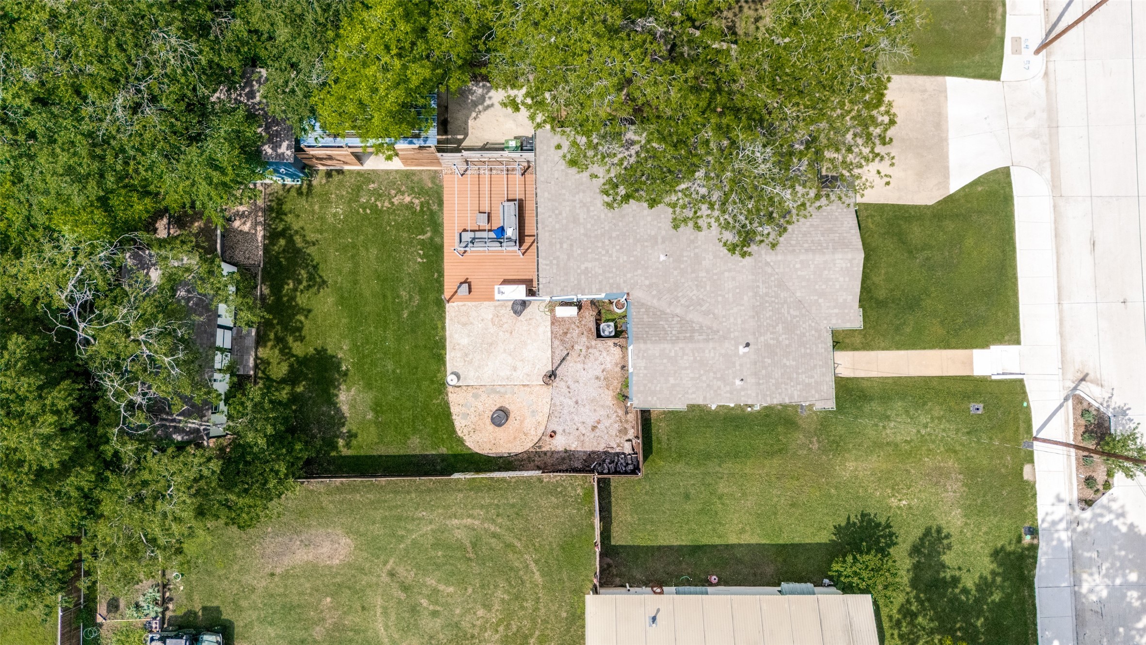 220 W College Street, Lewisville, TX, 75057