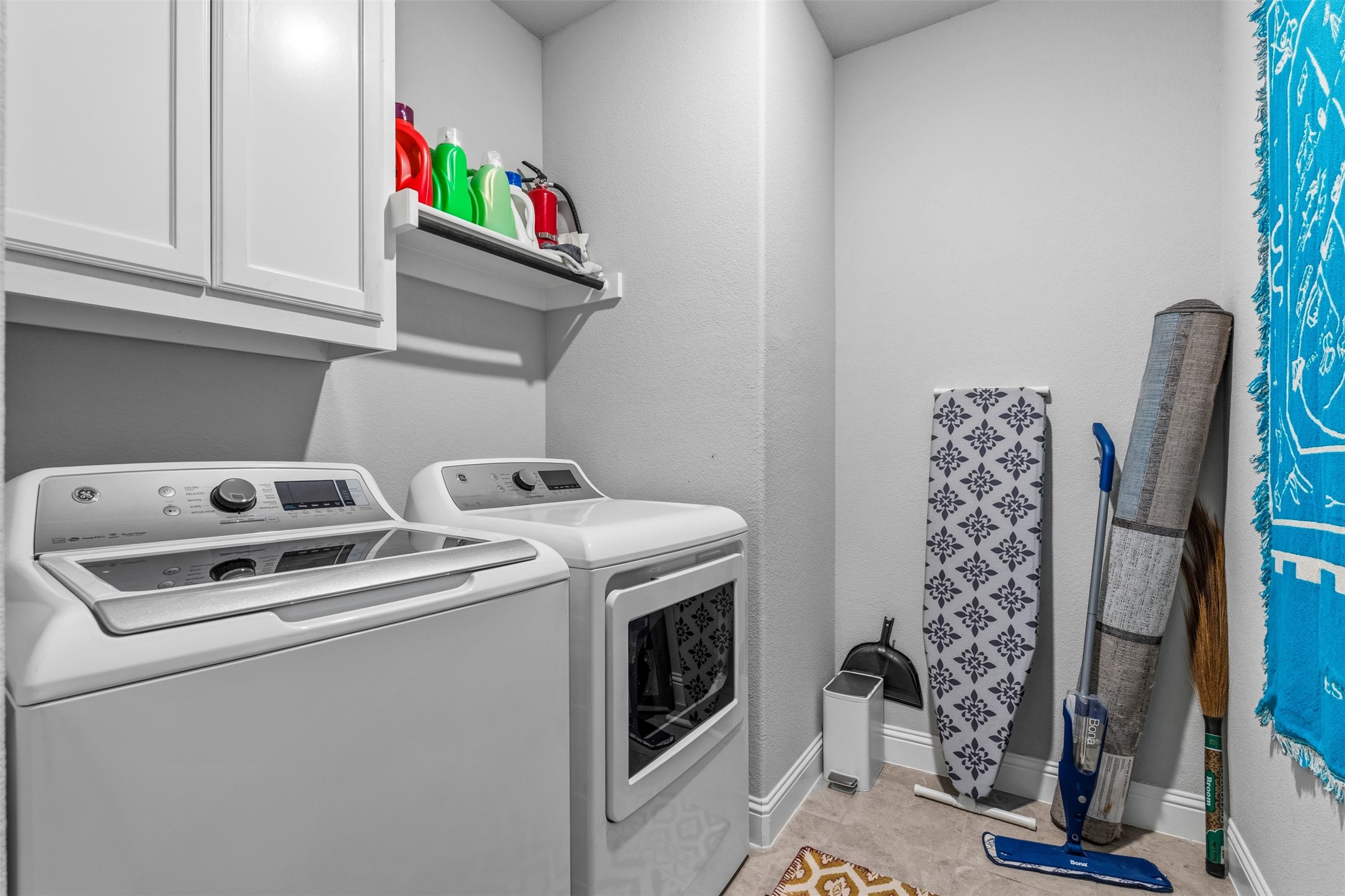 2204 Christopher Lane, Euless, TX, 76040