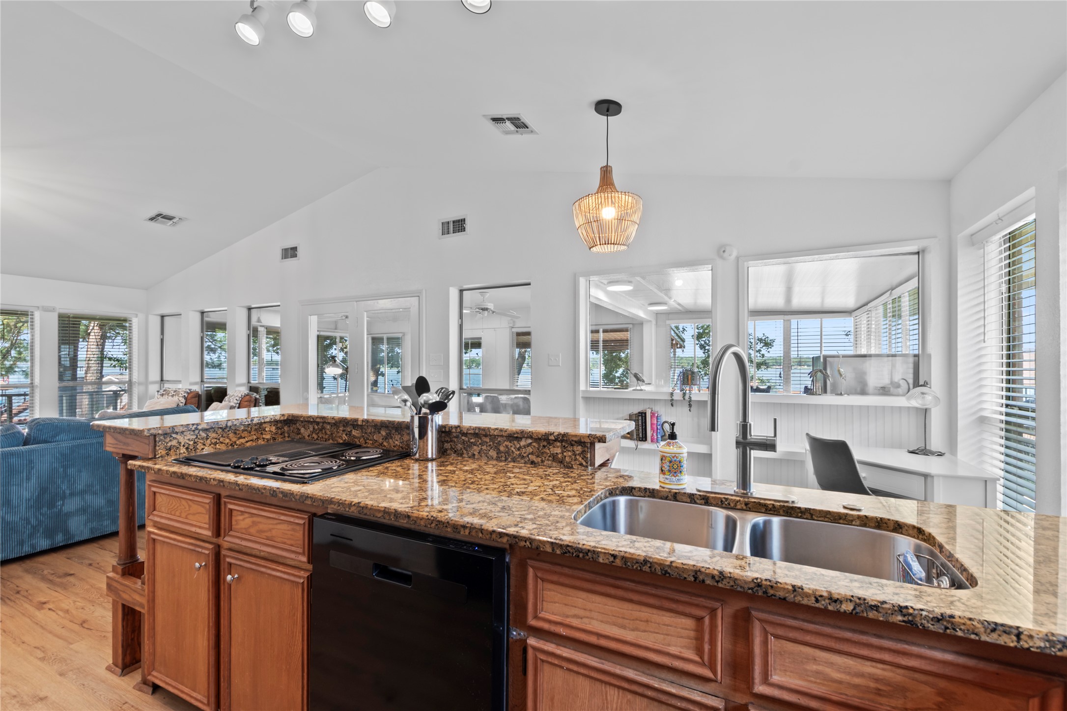 203 N N Oak Acres Drive, Malakoff, TX, 75148
