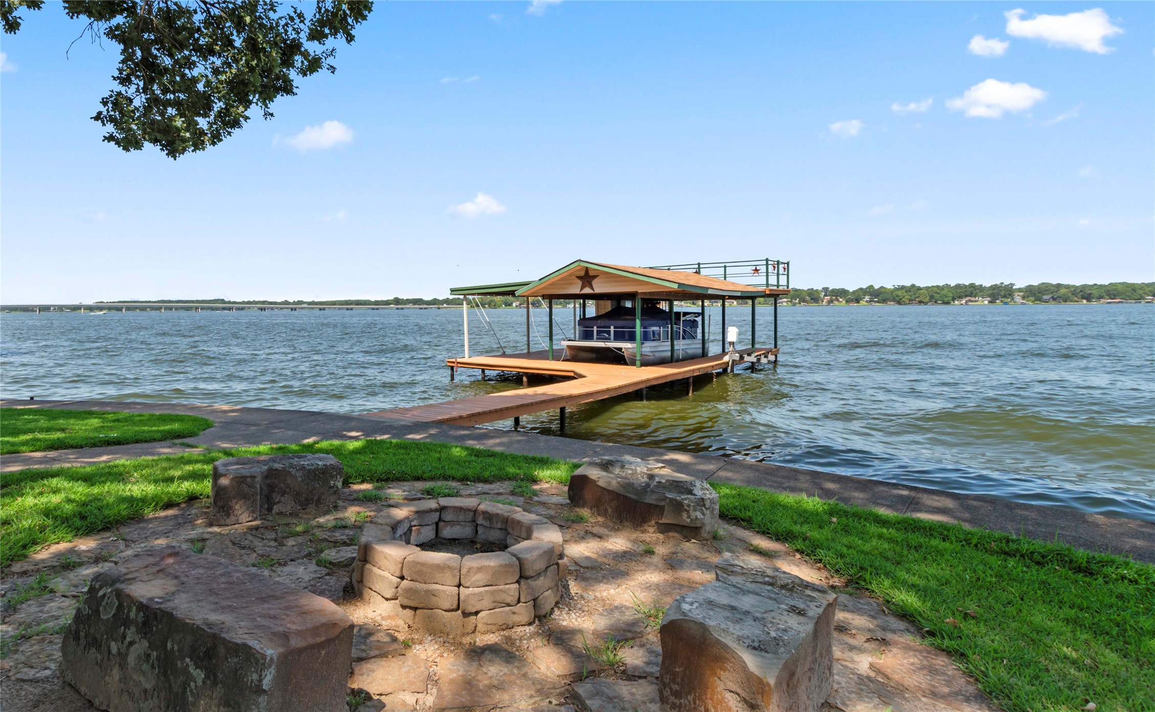 203 N N Oak Acres Drive, Malakoff, TX, 75148
