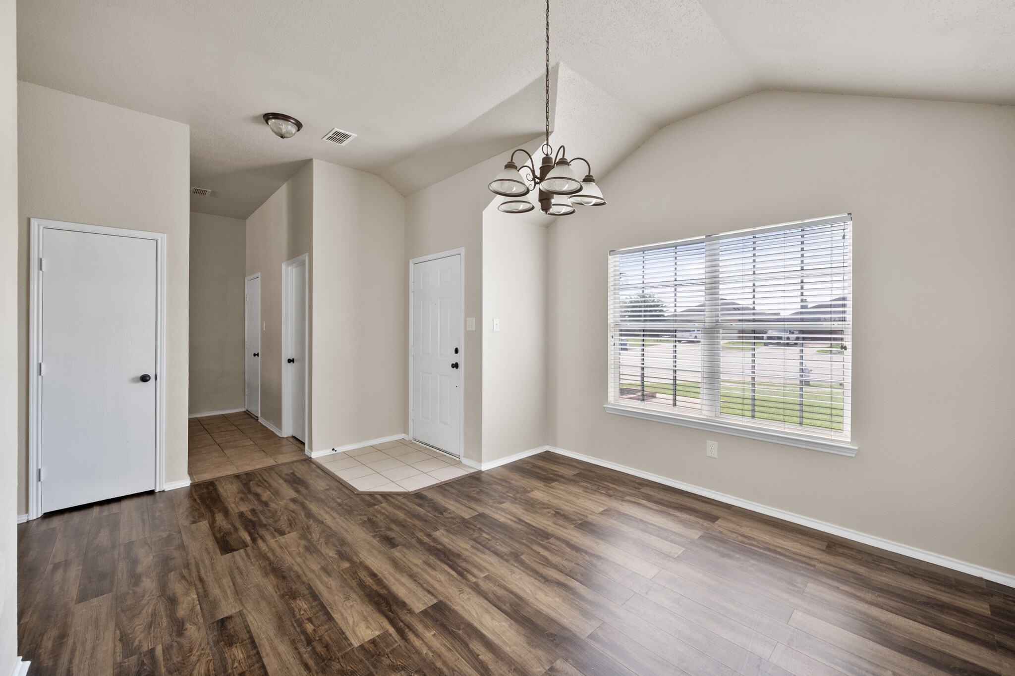 812 Sierra Circle, Burleson, TX, 76028