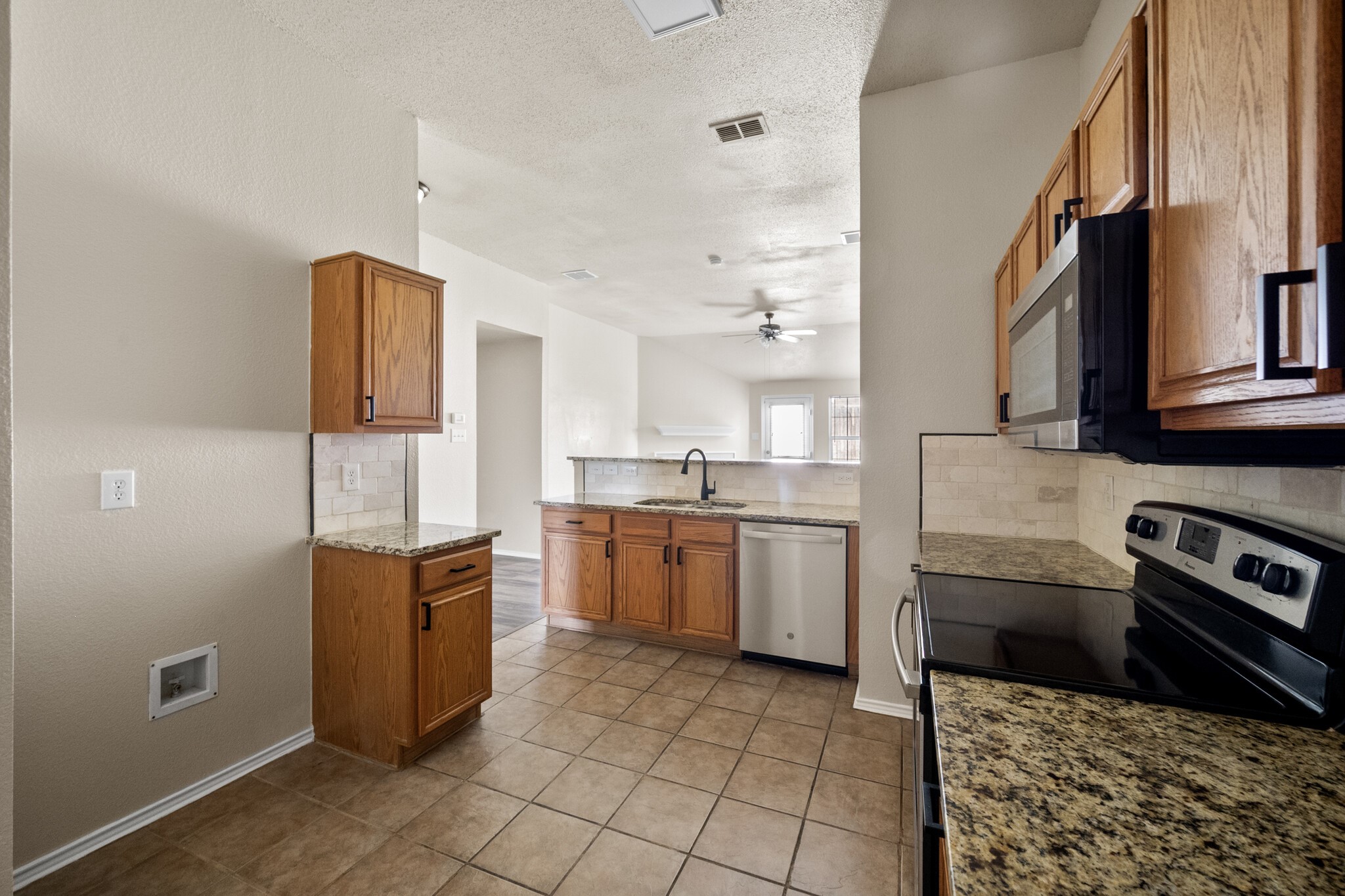812 Sierra Circle, Burleson, TX, 76028