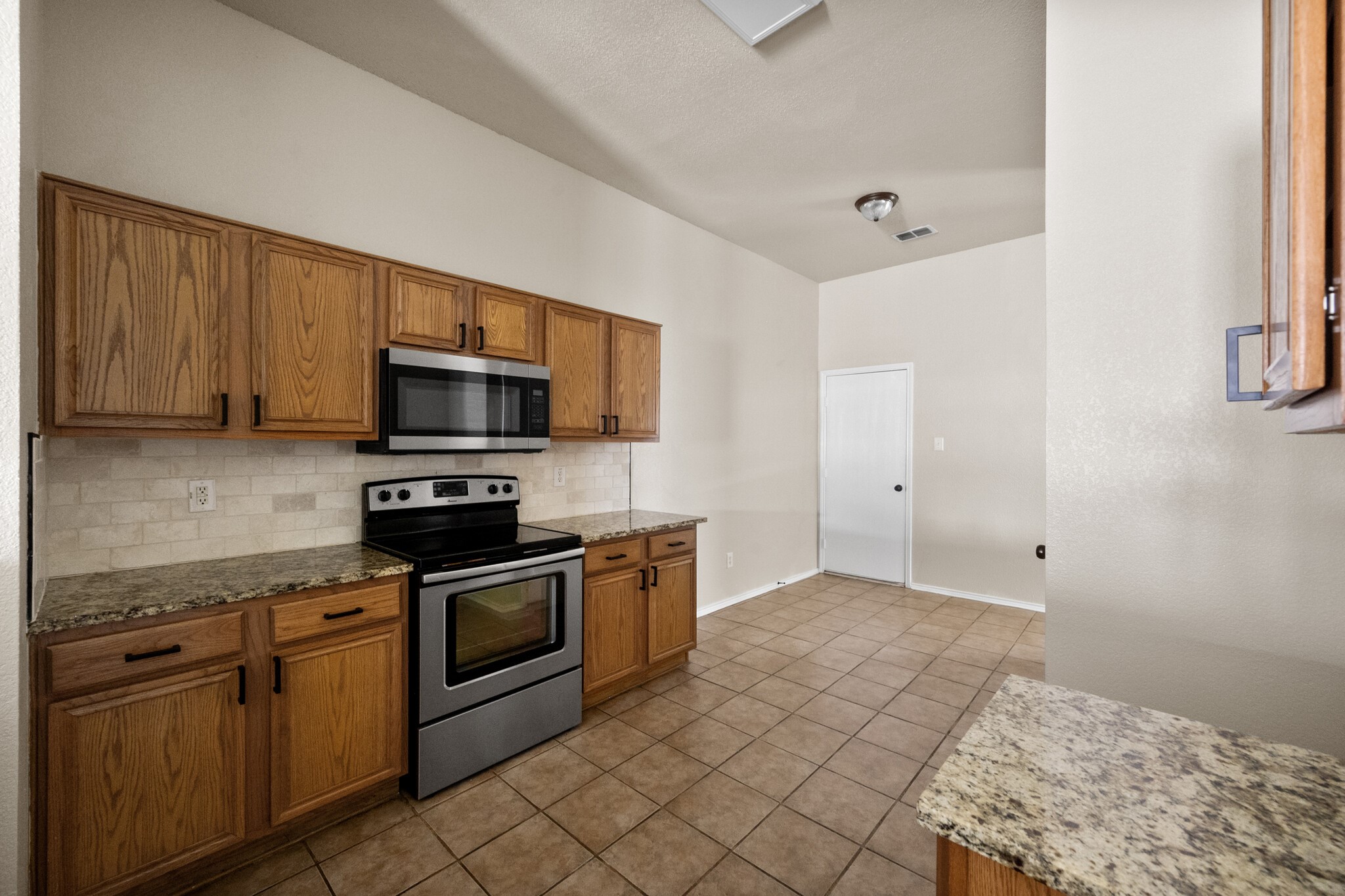 812 Sierra Circle, Burleson, TX, 76028