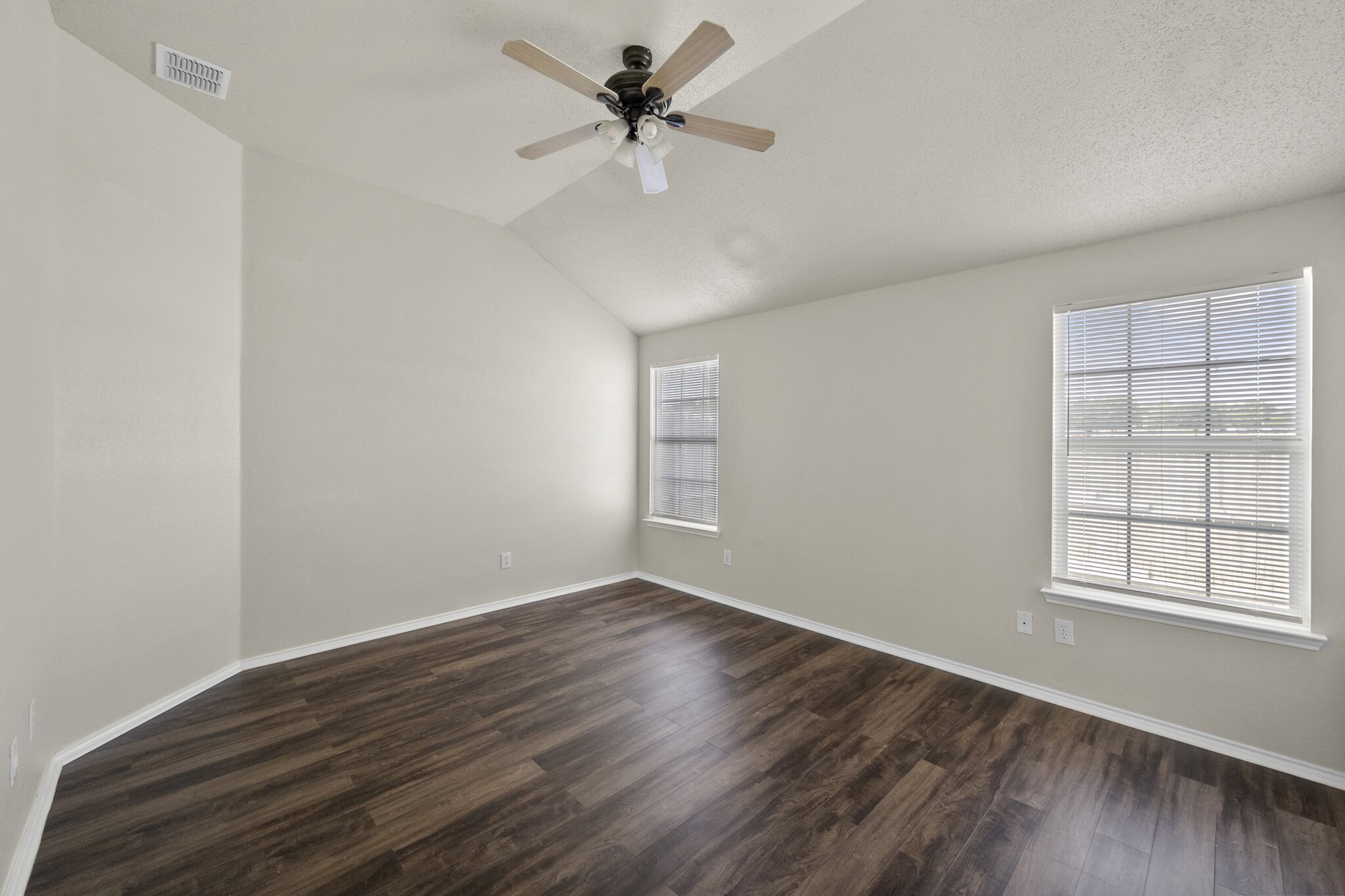 812 Sierra Circle, Burleson, TX, 76028