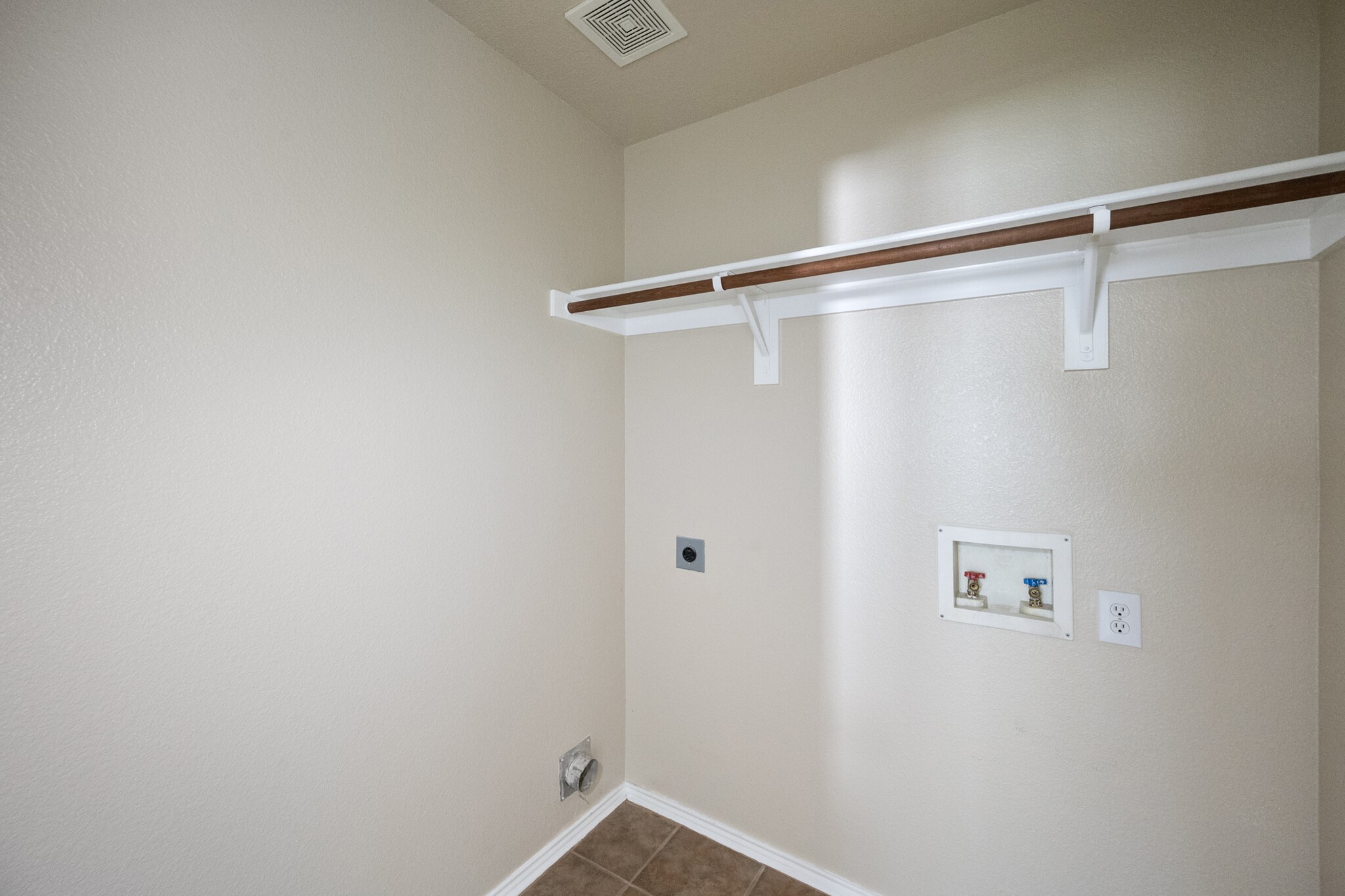 812 Sierra Circle, Burleson, TX, 76028
