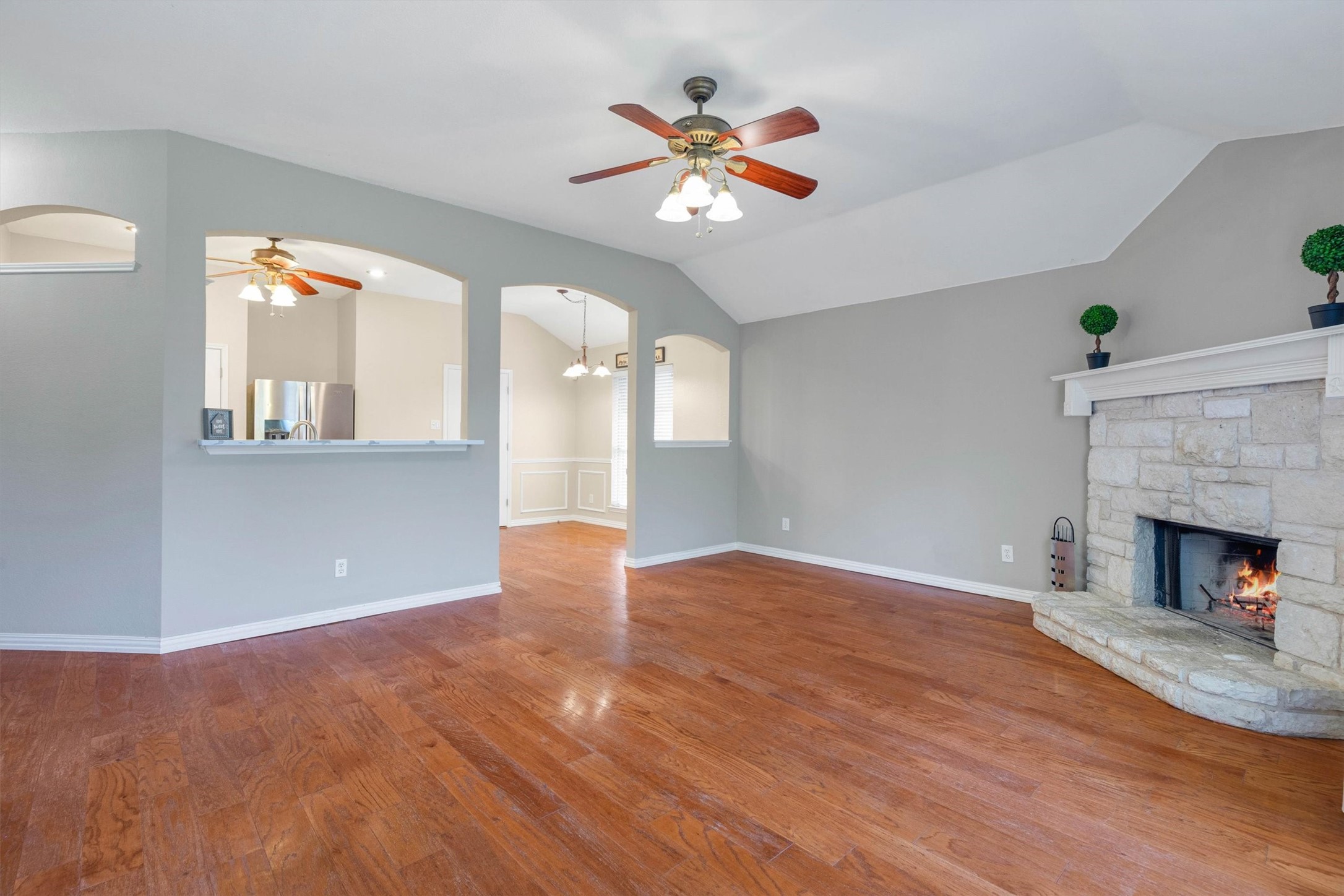 Property photo 03 of 4905 Stirrup Way Fort, Worth, TX 76244 | MLS #21247964