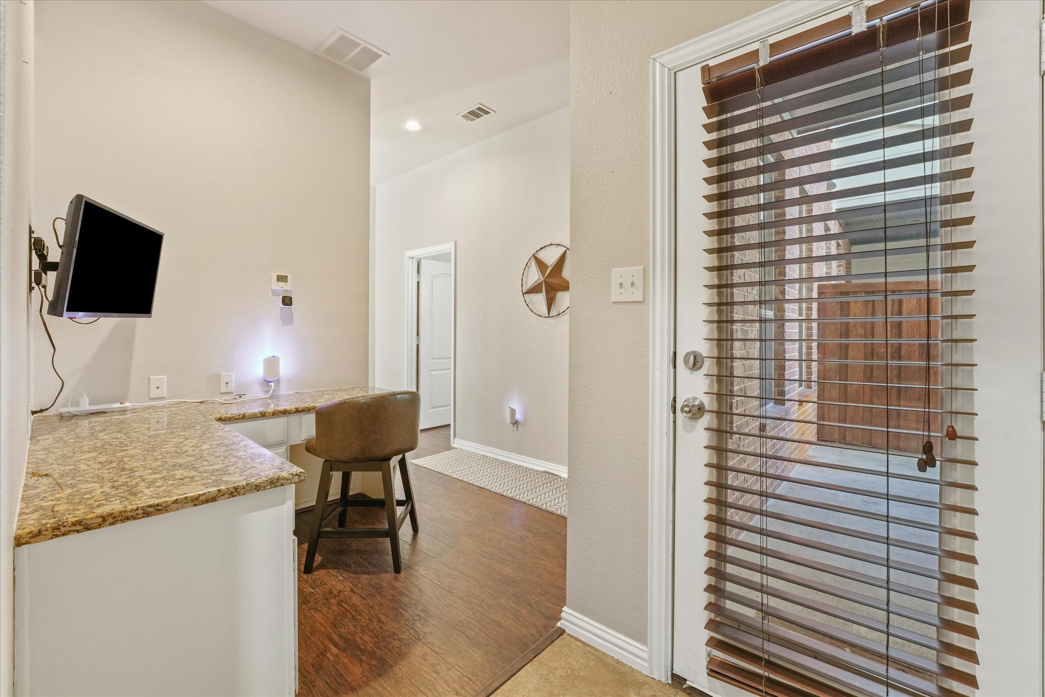 4225 Swan Forest Drive UNIT&nbsp;C, Carrollton, TX, 75010