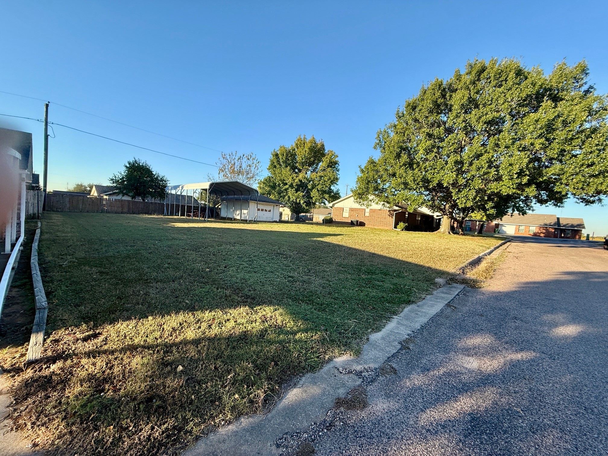 300 Denton Court, Collinsville, TX, 76233