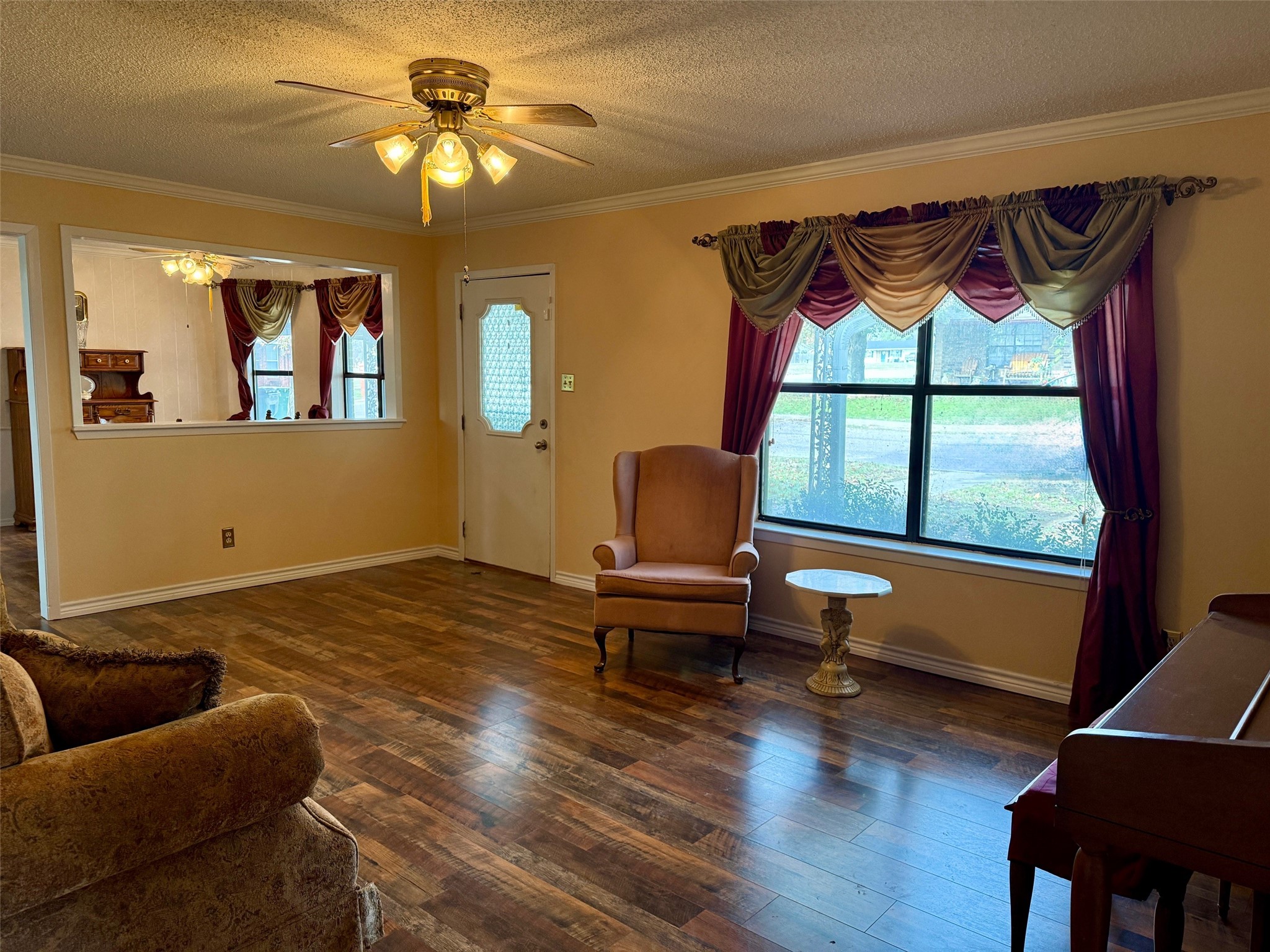 300 Denton Court, Collinsville, TX, 76233