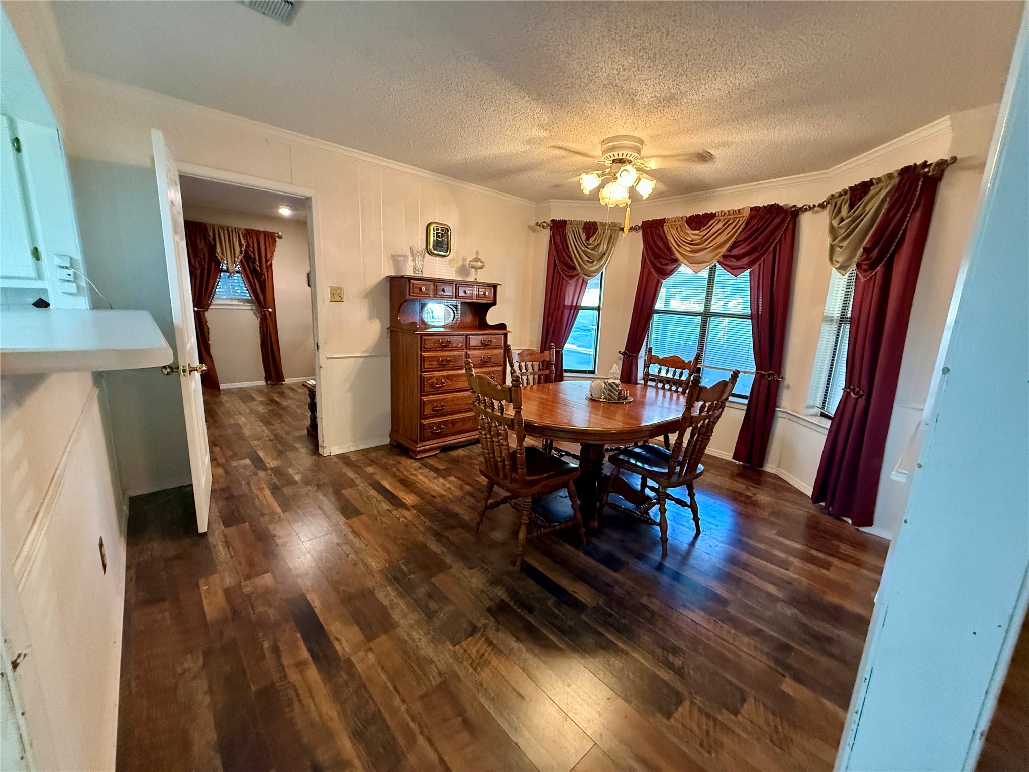 300 Denton Court, Collinsville, TX, 76233
