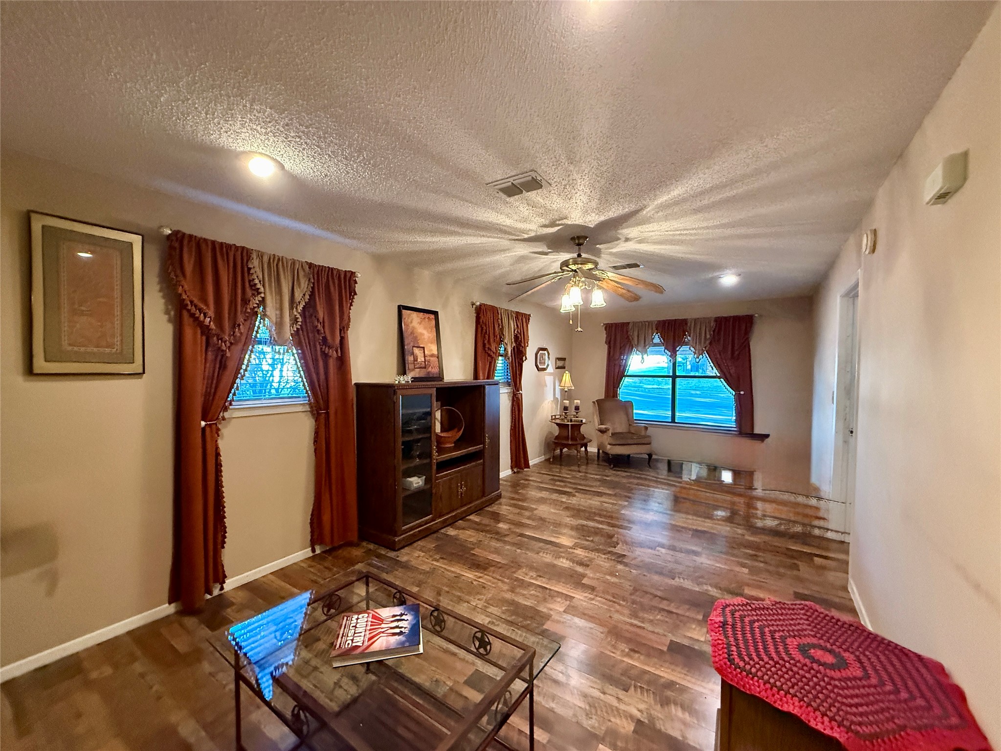 300 Denton Court, Collinsville, TX, 76233