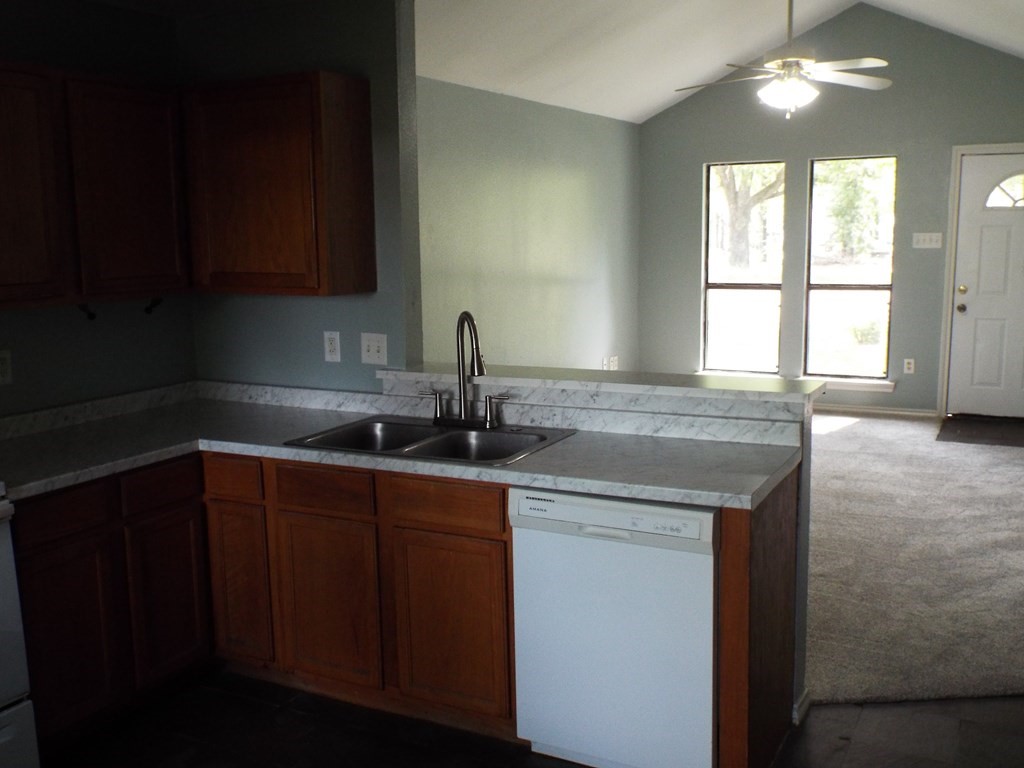 747 Luther Ln, Gun Barrel City, TX, 75156