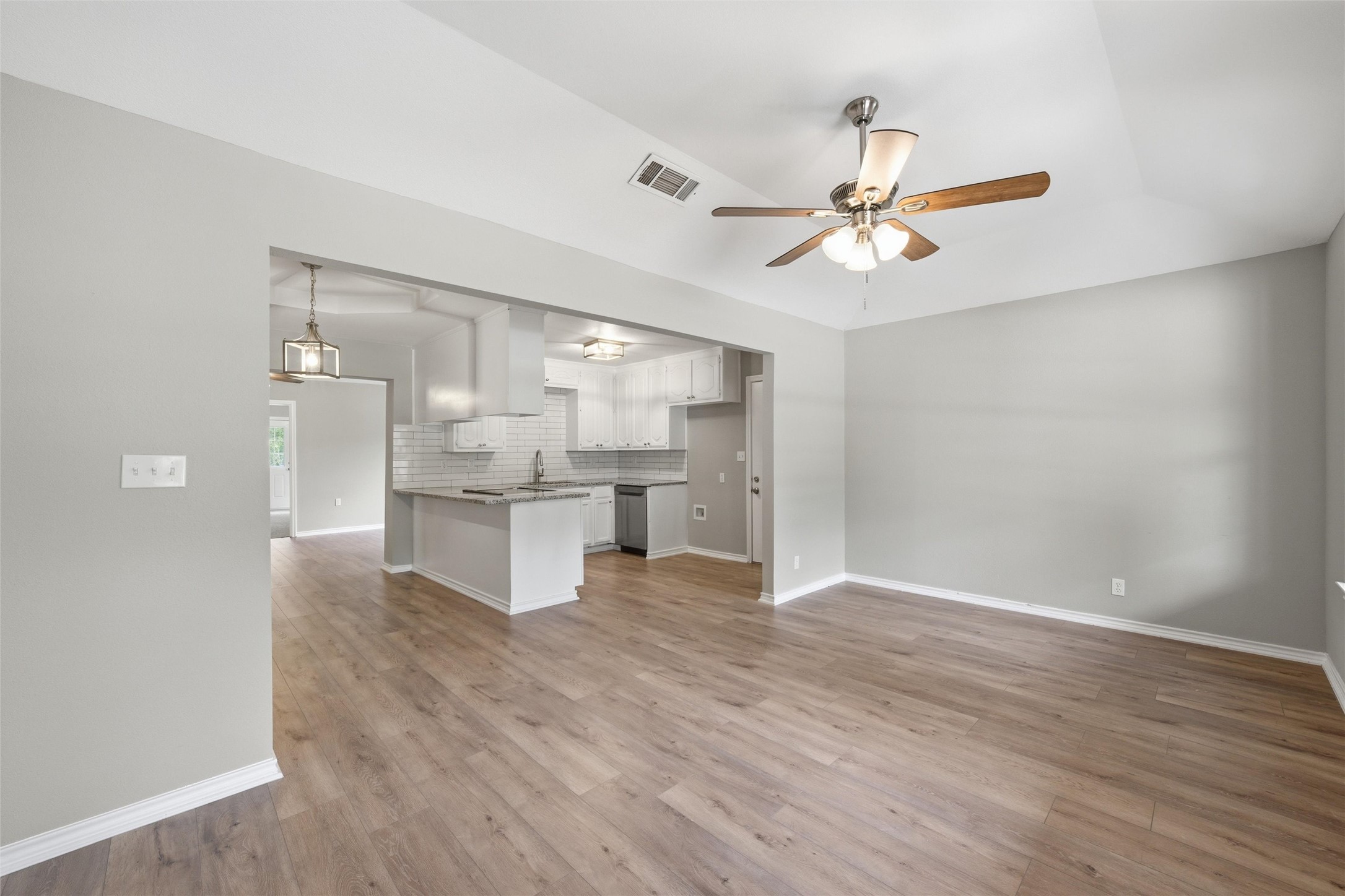 316 N Elm Street, Mart, TX, 76664