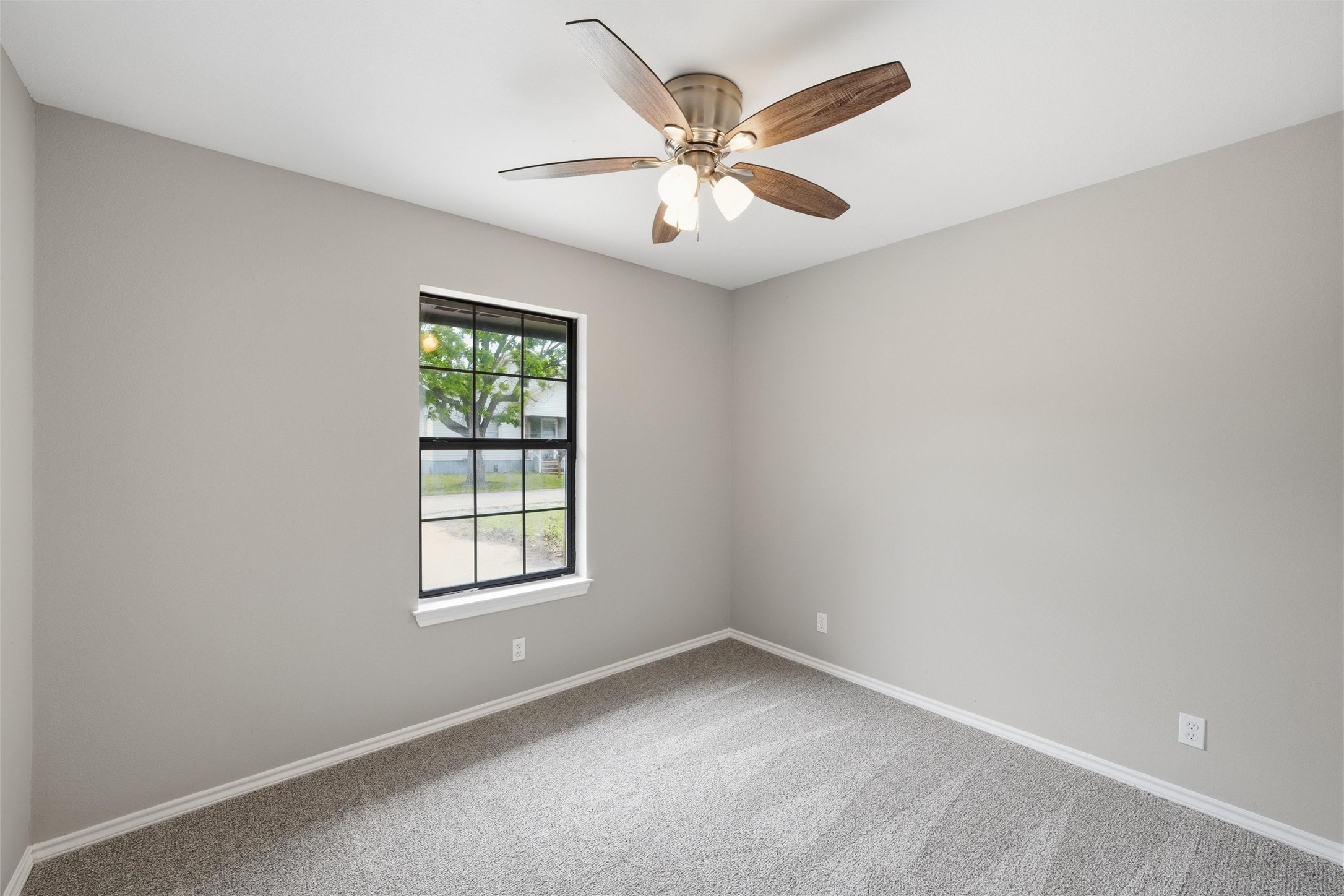 316 N Elm Street, Mart, TX, 76664