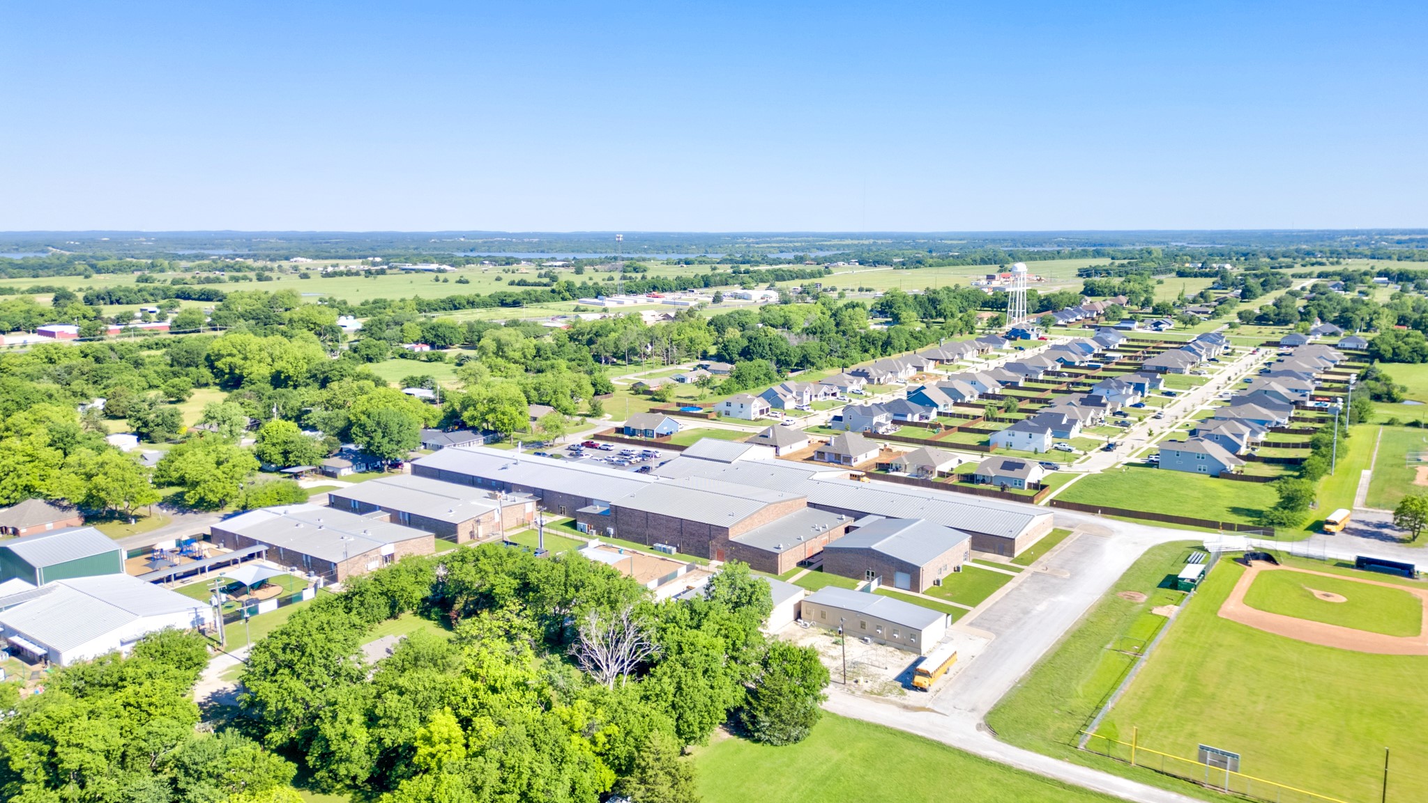 600 Kyle Drive, Tioga, TX, 76271