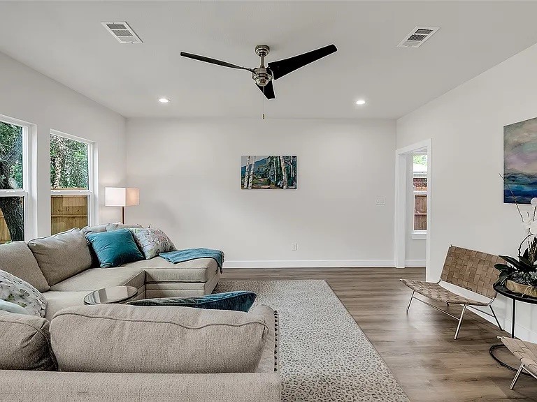 5204 Slate Street, Fort Worth, TX, 76114