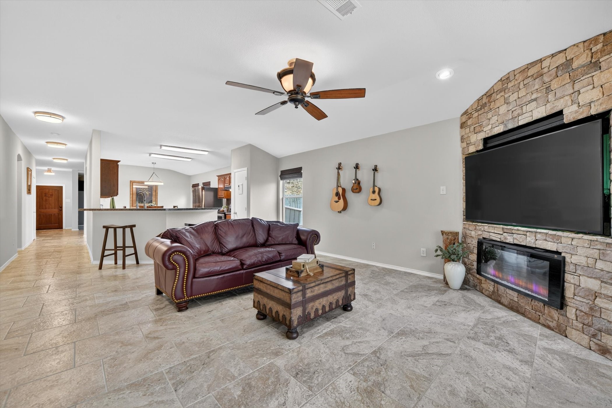 8120 Plateau Drive, Fort Worth, TX, 76120
